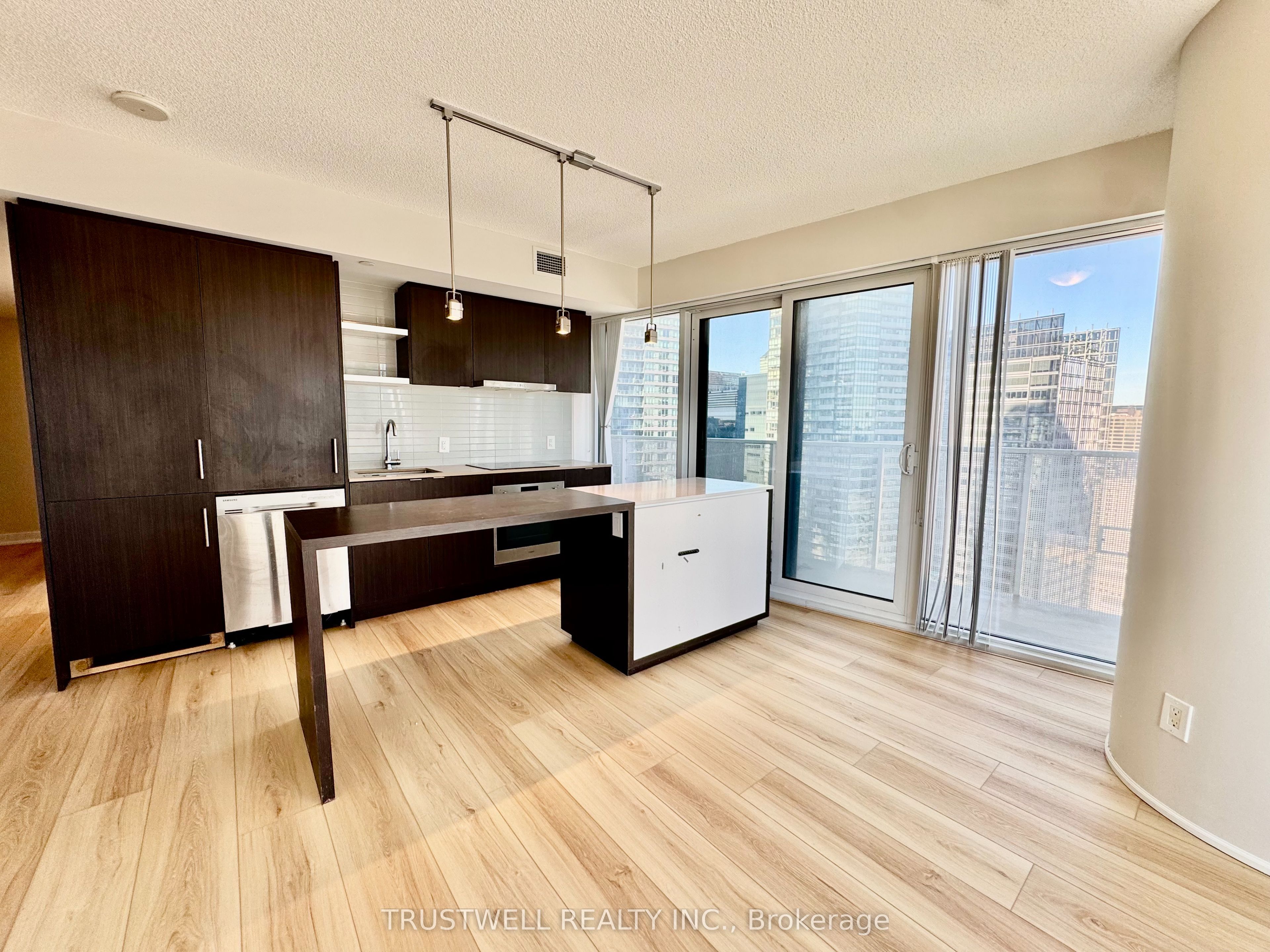 Unit 3404 - 88 Harbour Street, Toronto 4