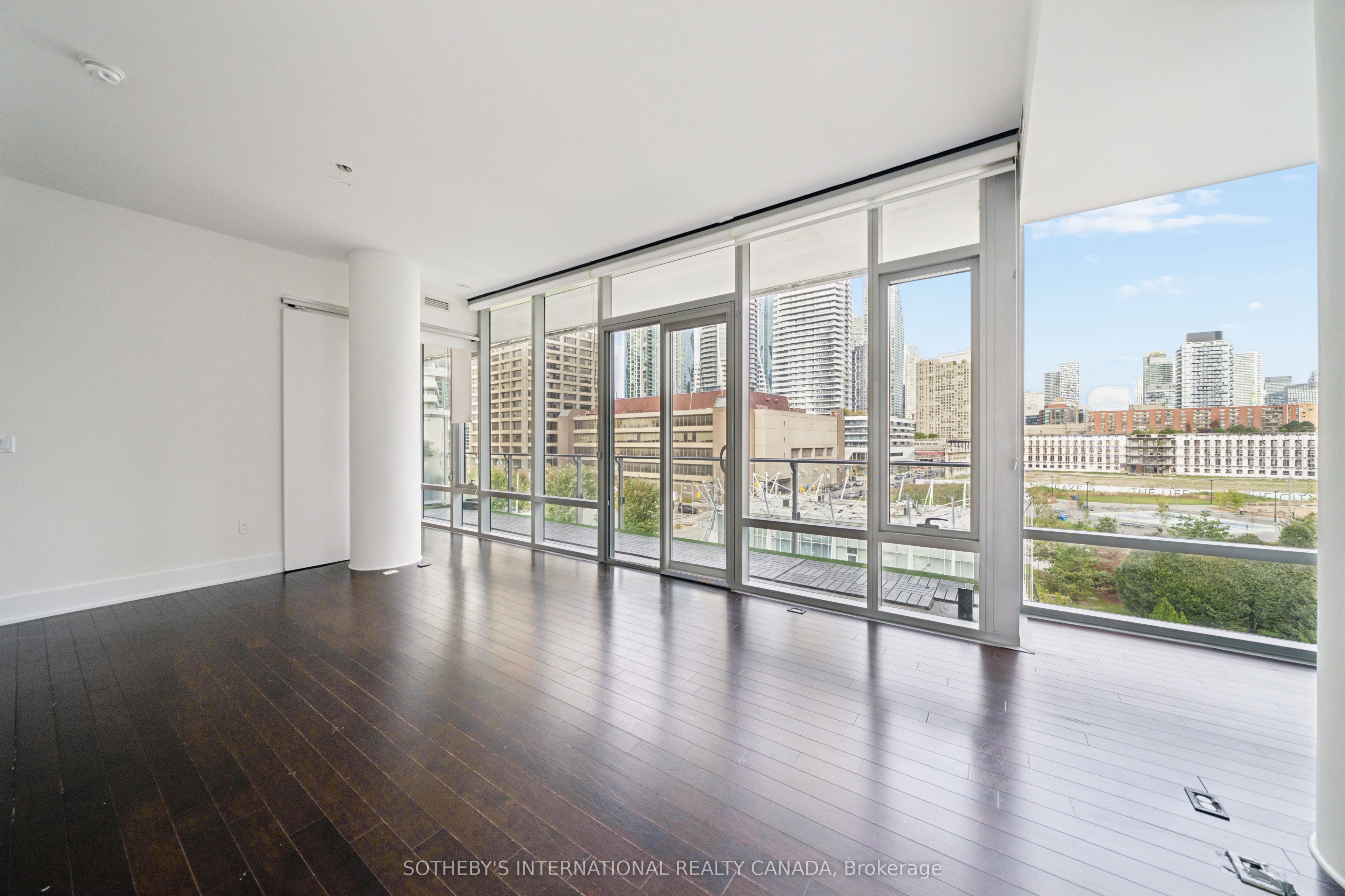 Unit 502 - 39 Queens Quay E, Toronto 5