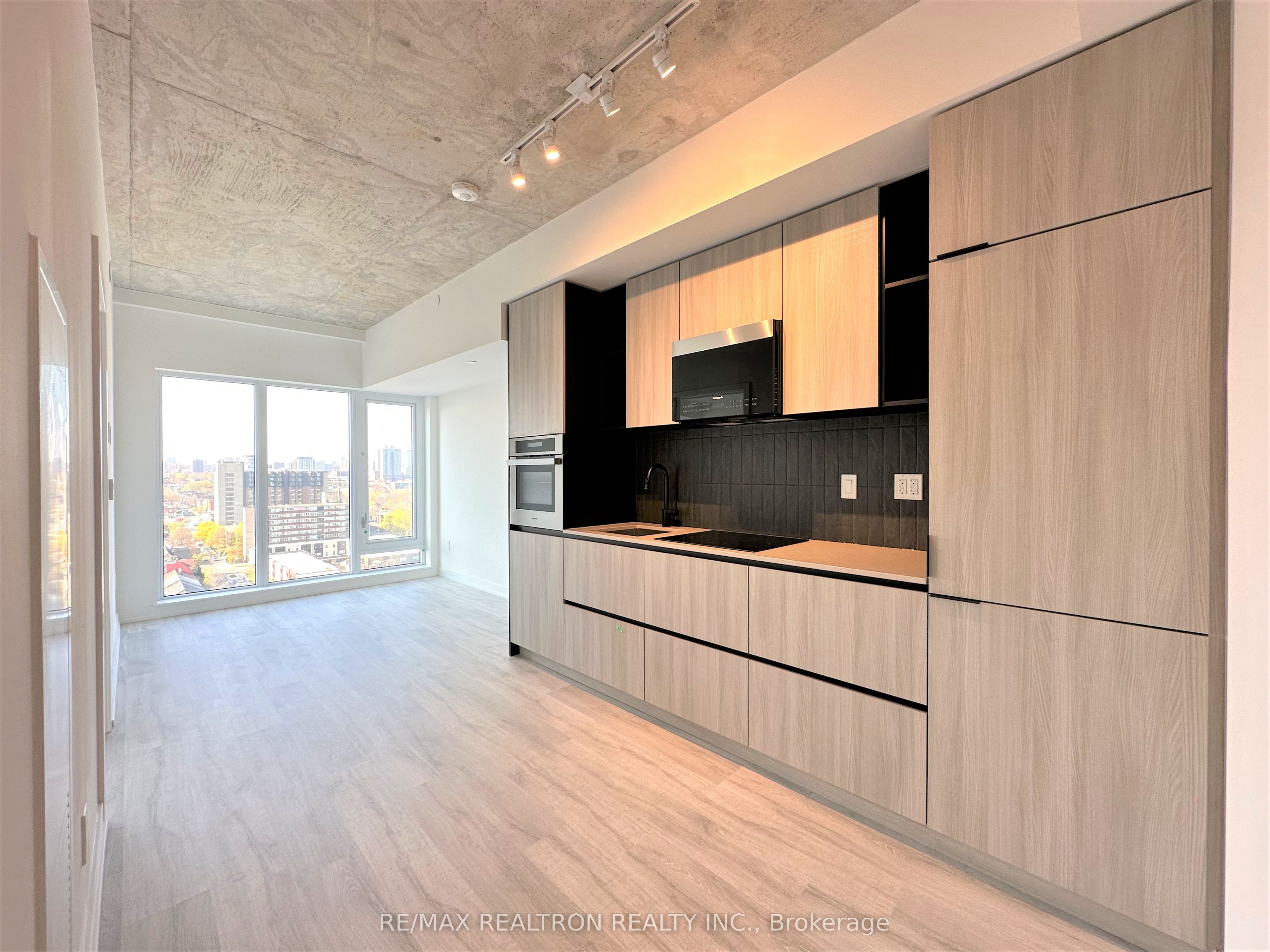 Unit Ph08 - 2 Augusta Avenue, Toronto 3