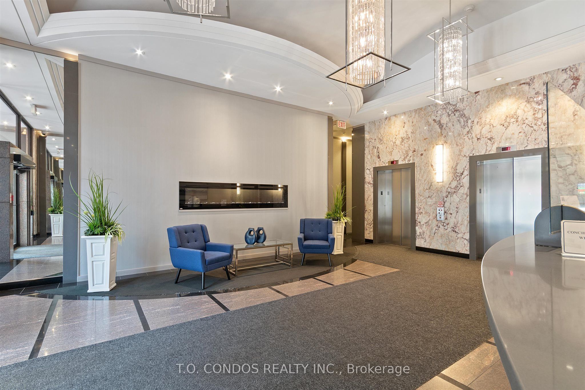 Unit 304 - 555 Yonge Street, Toronto 4