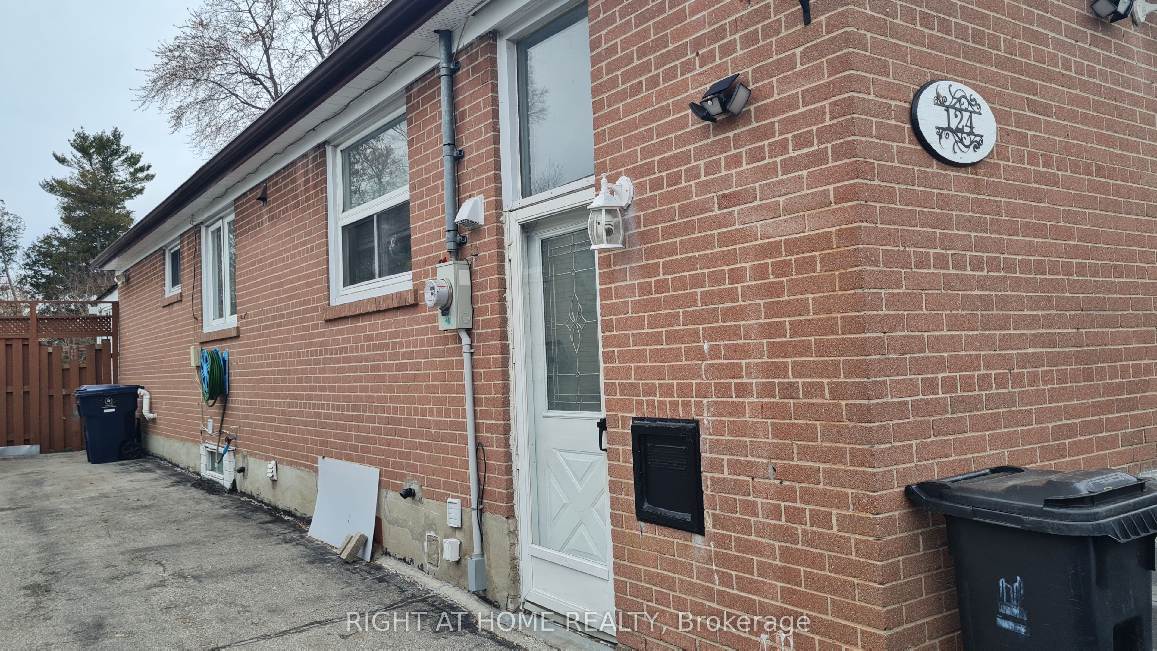 Unit BSMT - 124 Overture Road, Scarborough 2