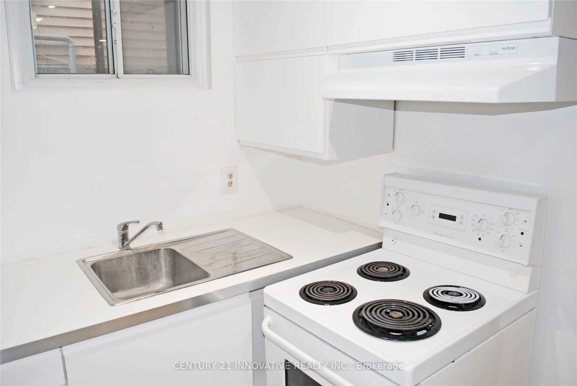 Unit Bsmt - 42 St Dunstan Drive, Scarborough 2