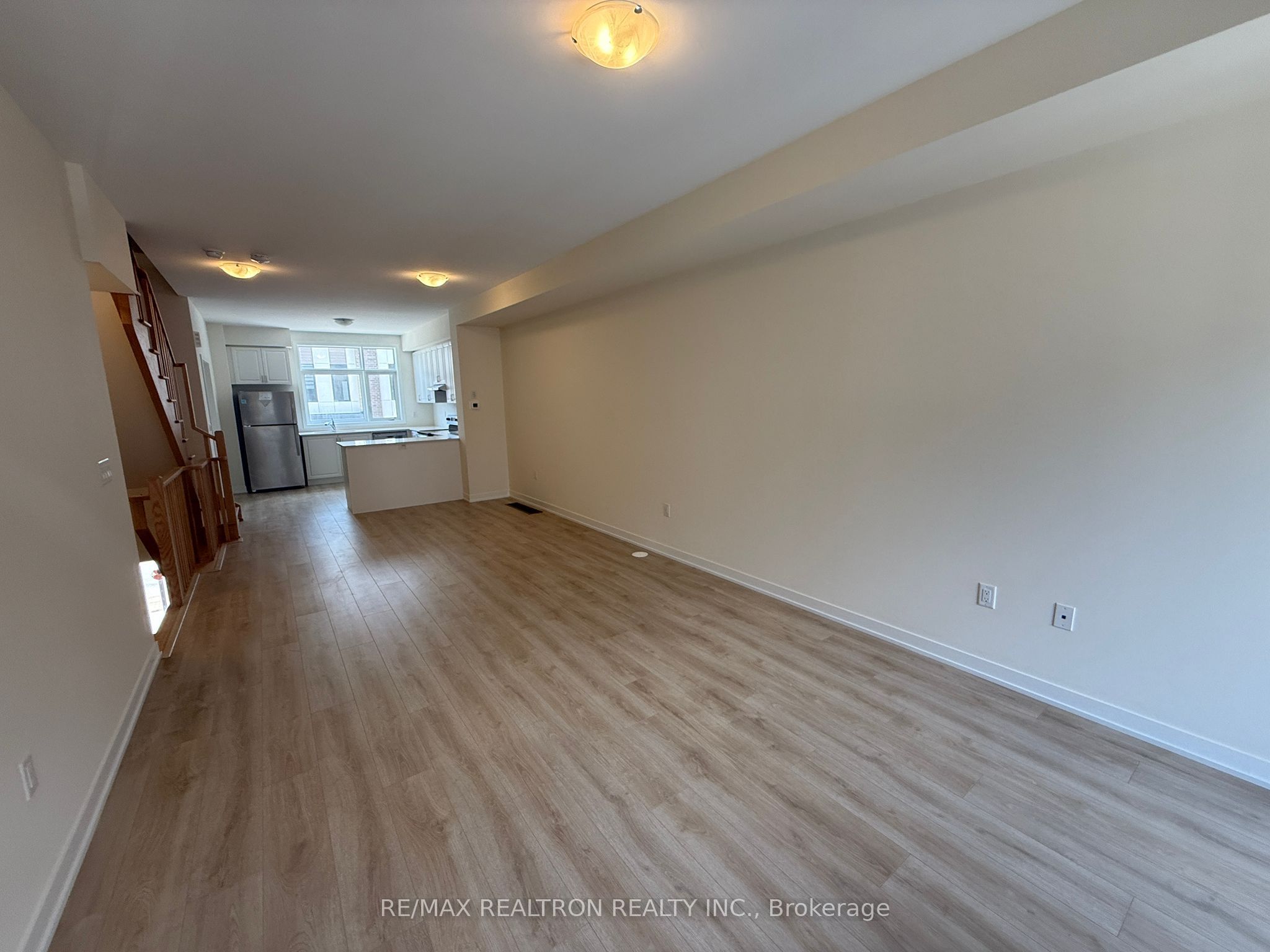 Unit 1206 - 1695 Dersan Street E, Pickering 4