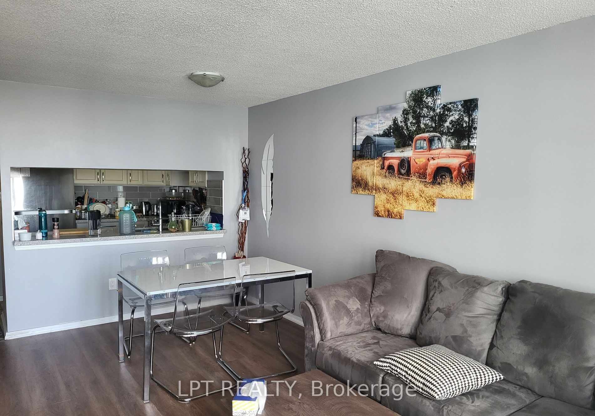Unit 1421 - 3050 Ellesmere Road, Scarborough 3