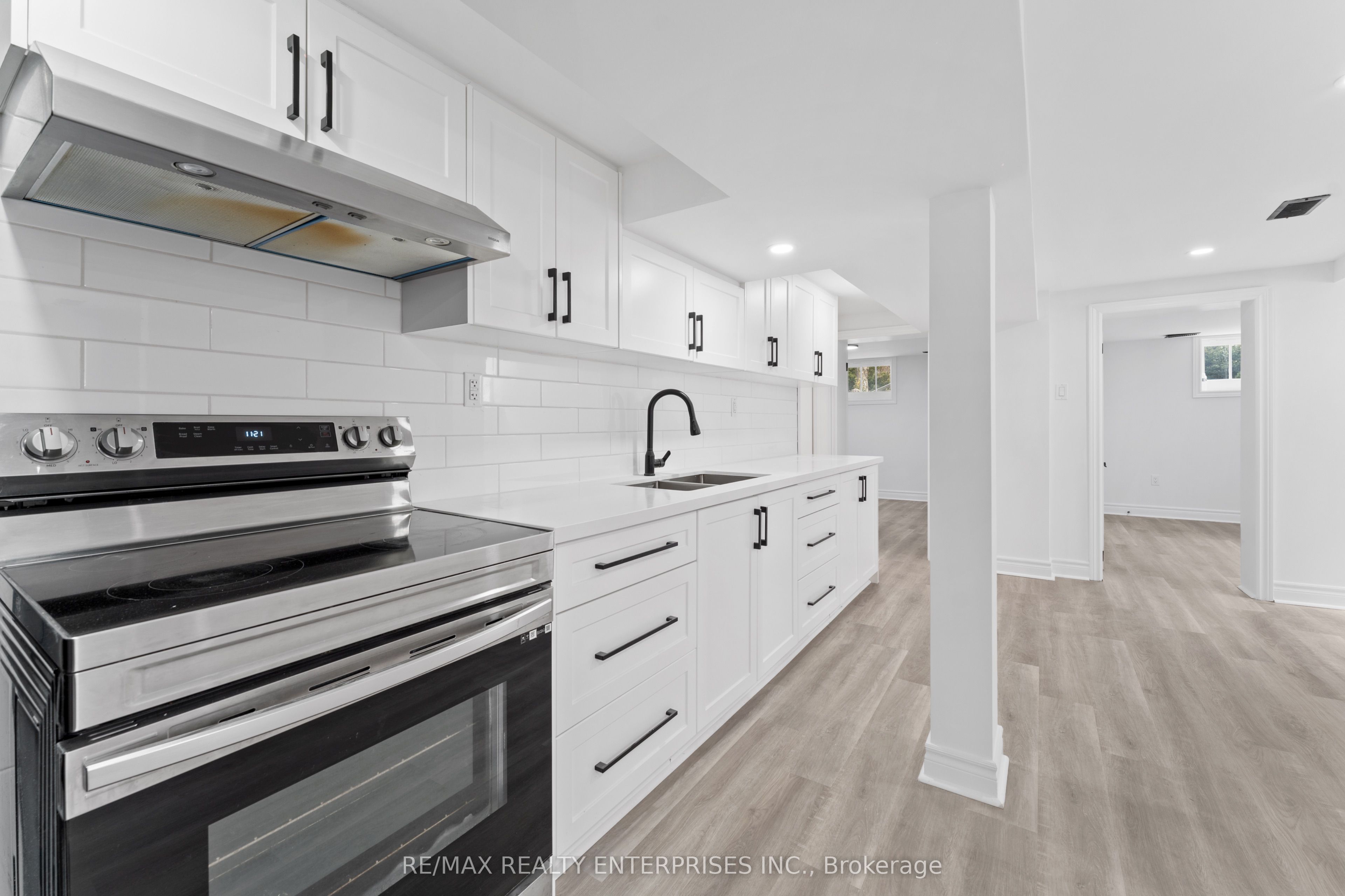 Unit BSMT - 3 Dallyn Crescent, Scarborough 4