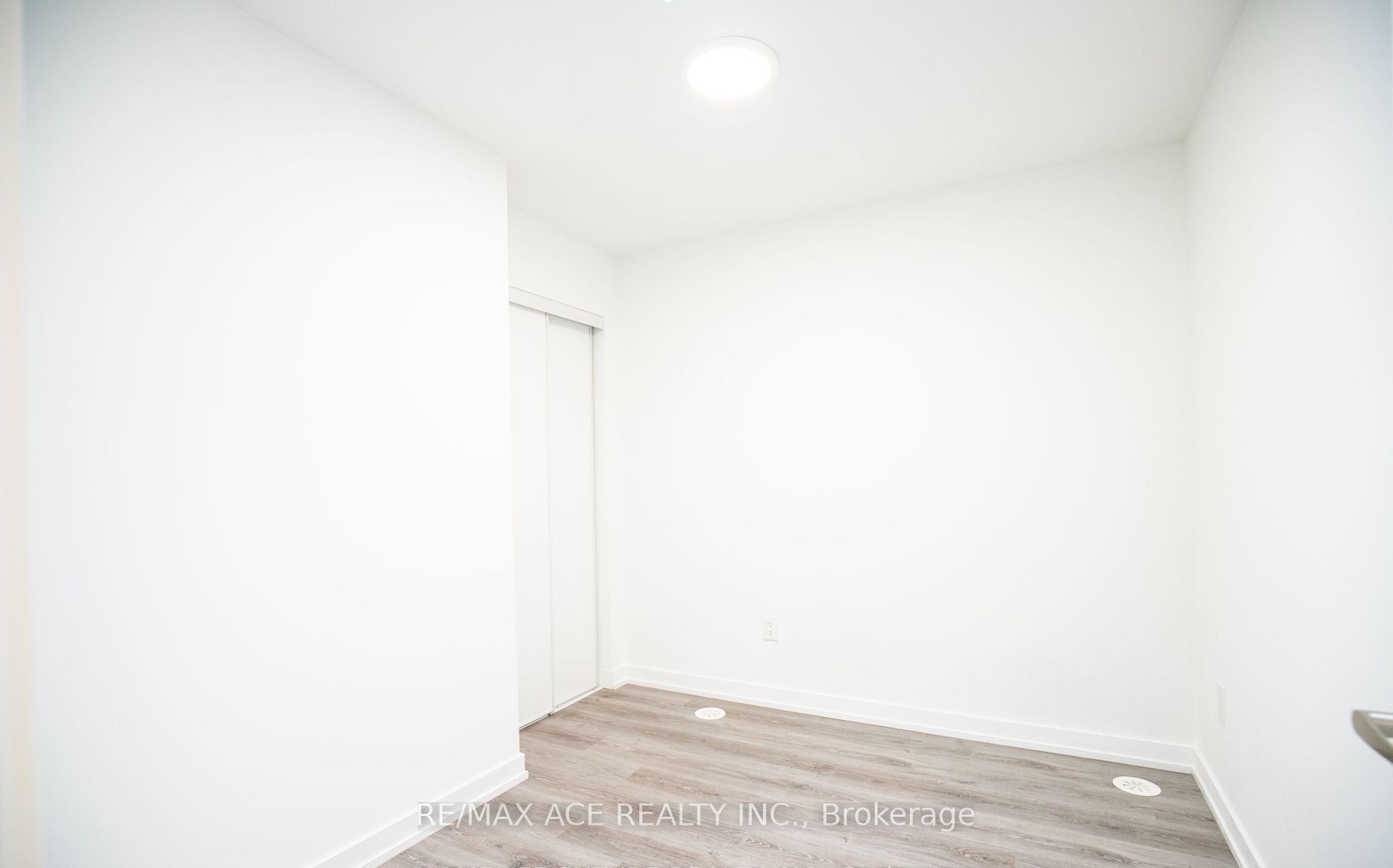 Unit 105 - 3686 St Clair Avenue E, Scarborough 5