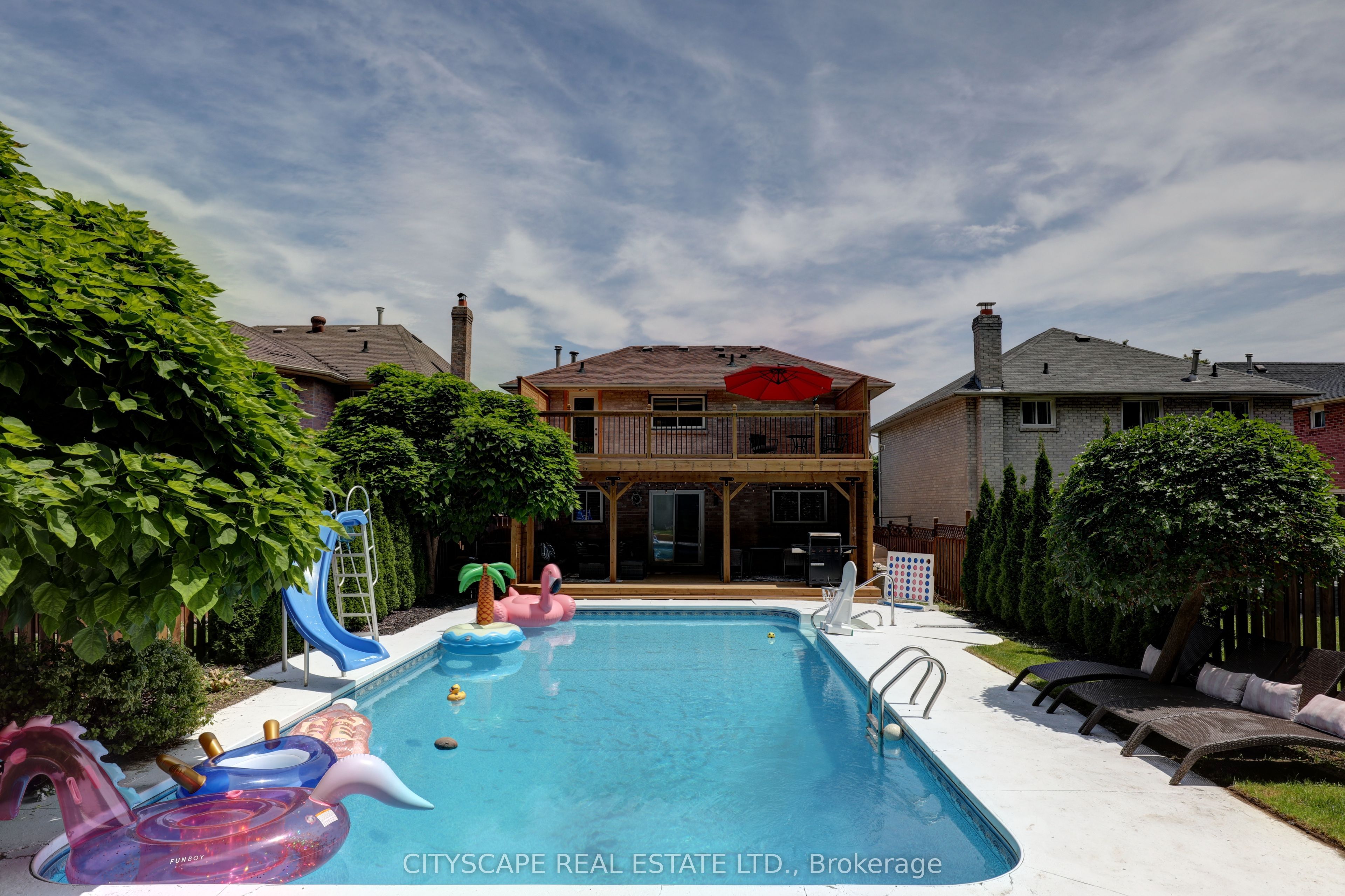 Unit Main Floor - 137 Ravenscroft Road, Ajax 3