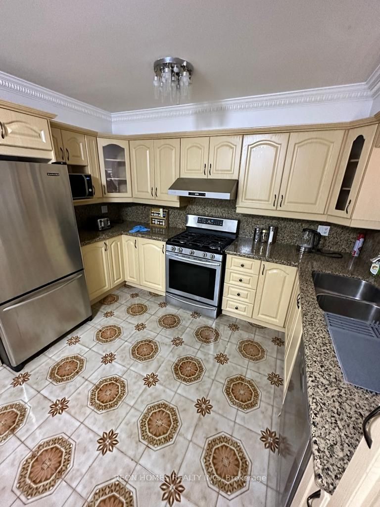3 Lord Roberts Drive, Scarborough 5