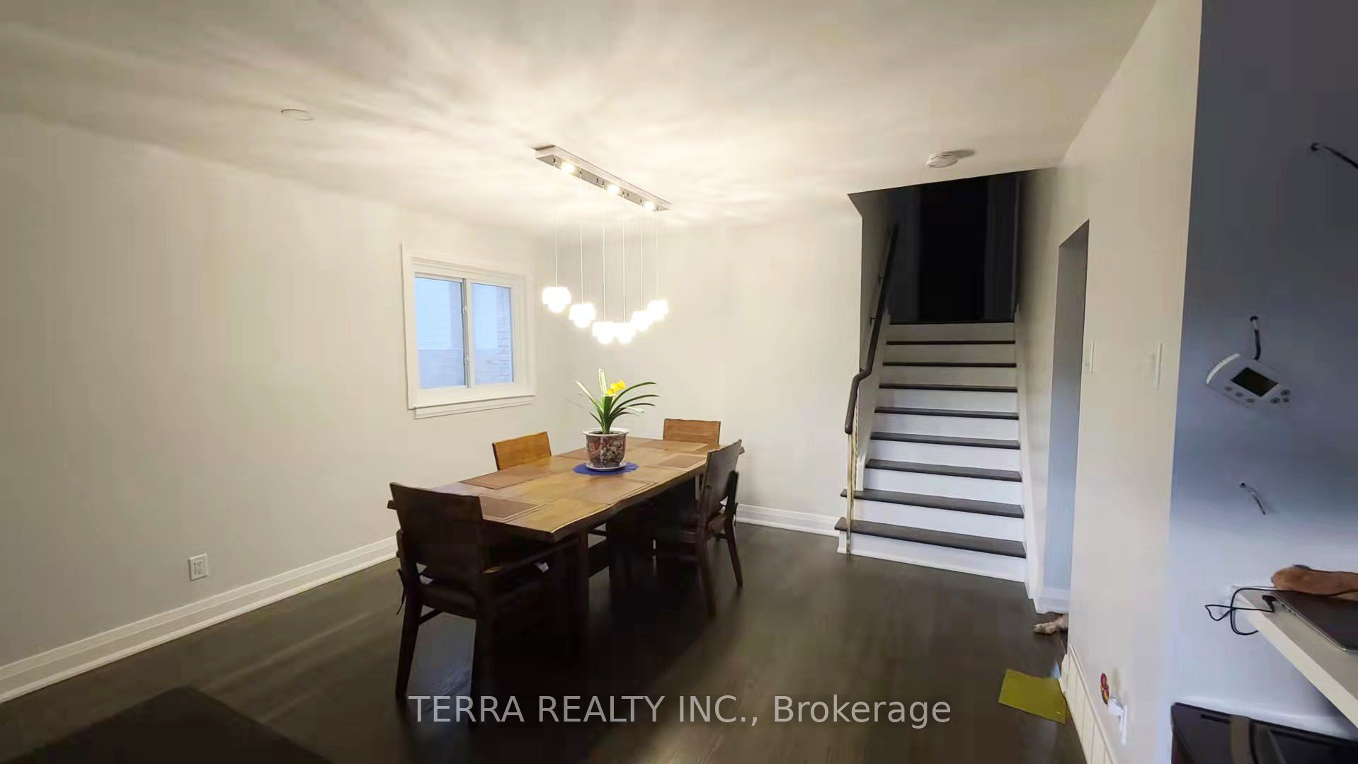 Unit Main Floor - 157 Darlingside Drive, Scarborough 3