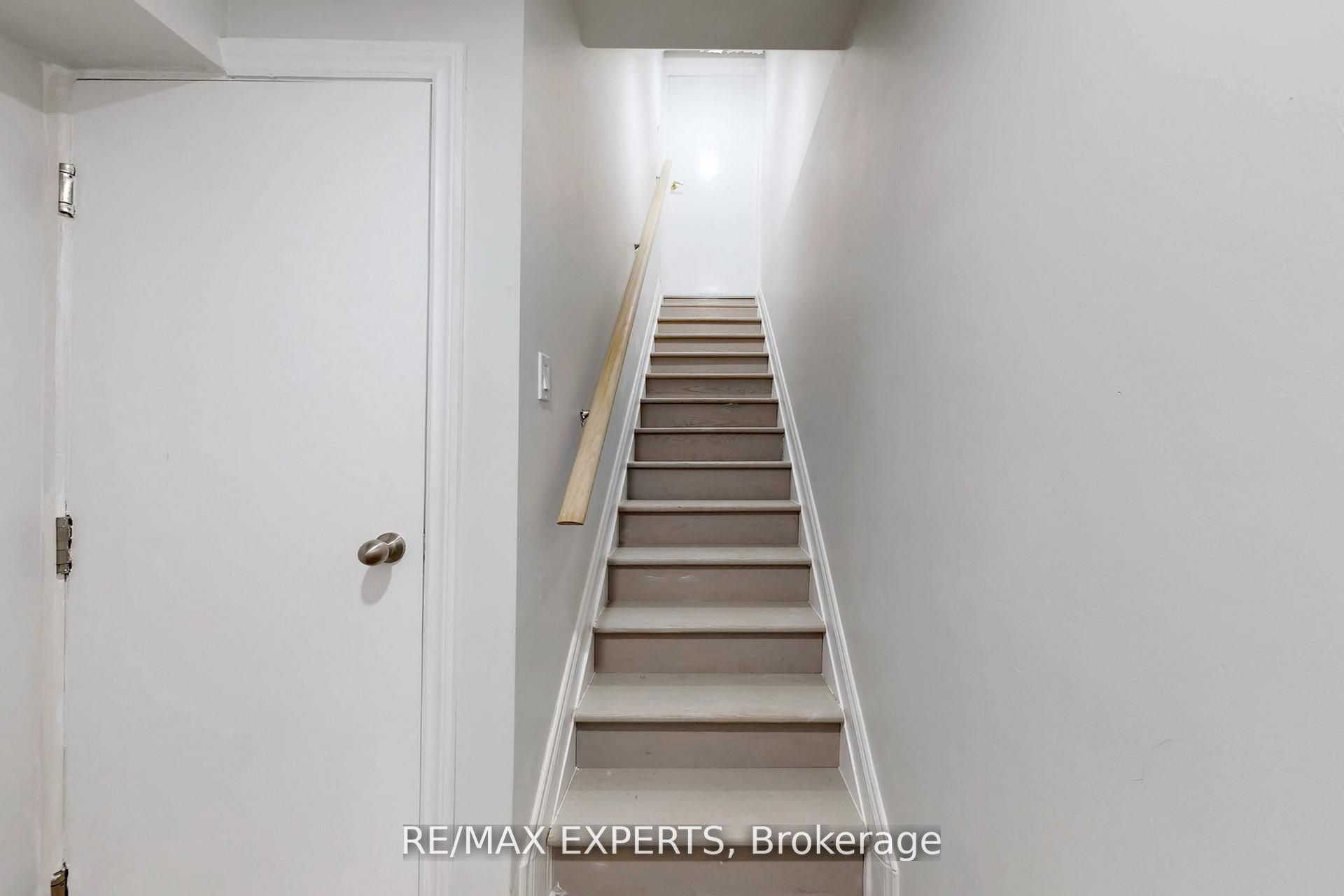 Unit Bsmt - 14 Snowy Owl Way, Scarborough 4