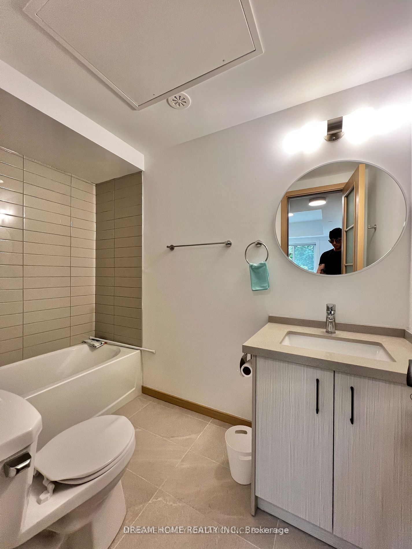 Unit C3-207 - 3425 Sheppard Avenue E, Scarborough 5