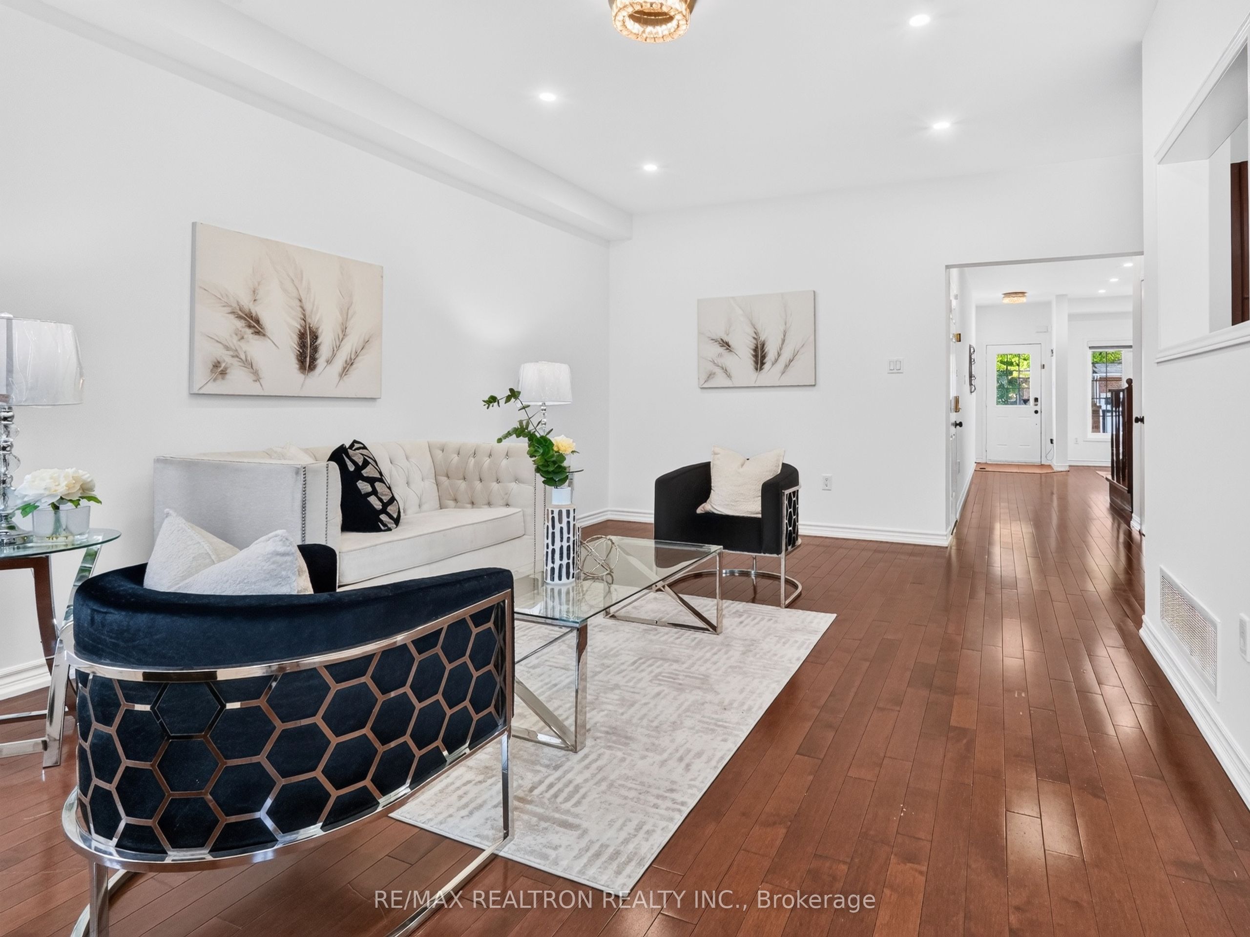 Unit Main Floor - 32 Whitlock Crescent, Ajax 4