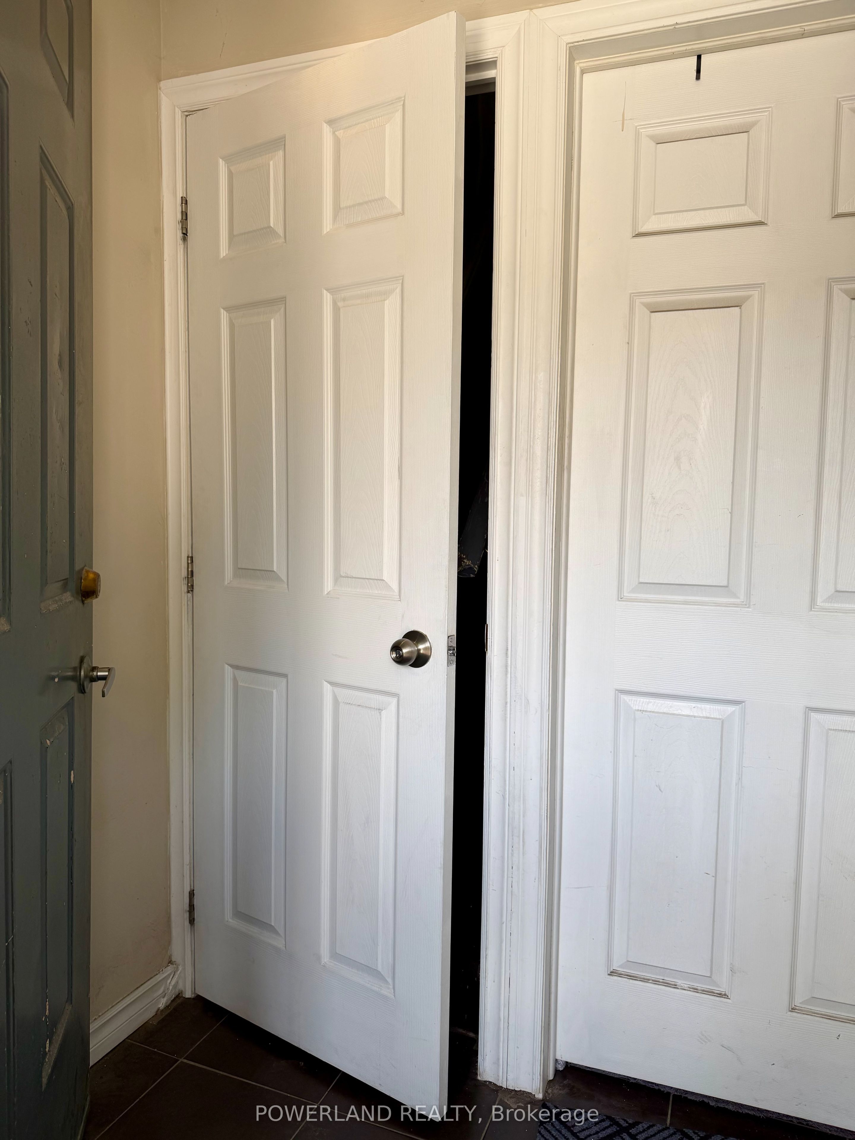 Unit Apt A - 68 Carlaw Avenue, Toronto 3