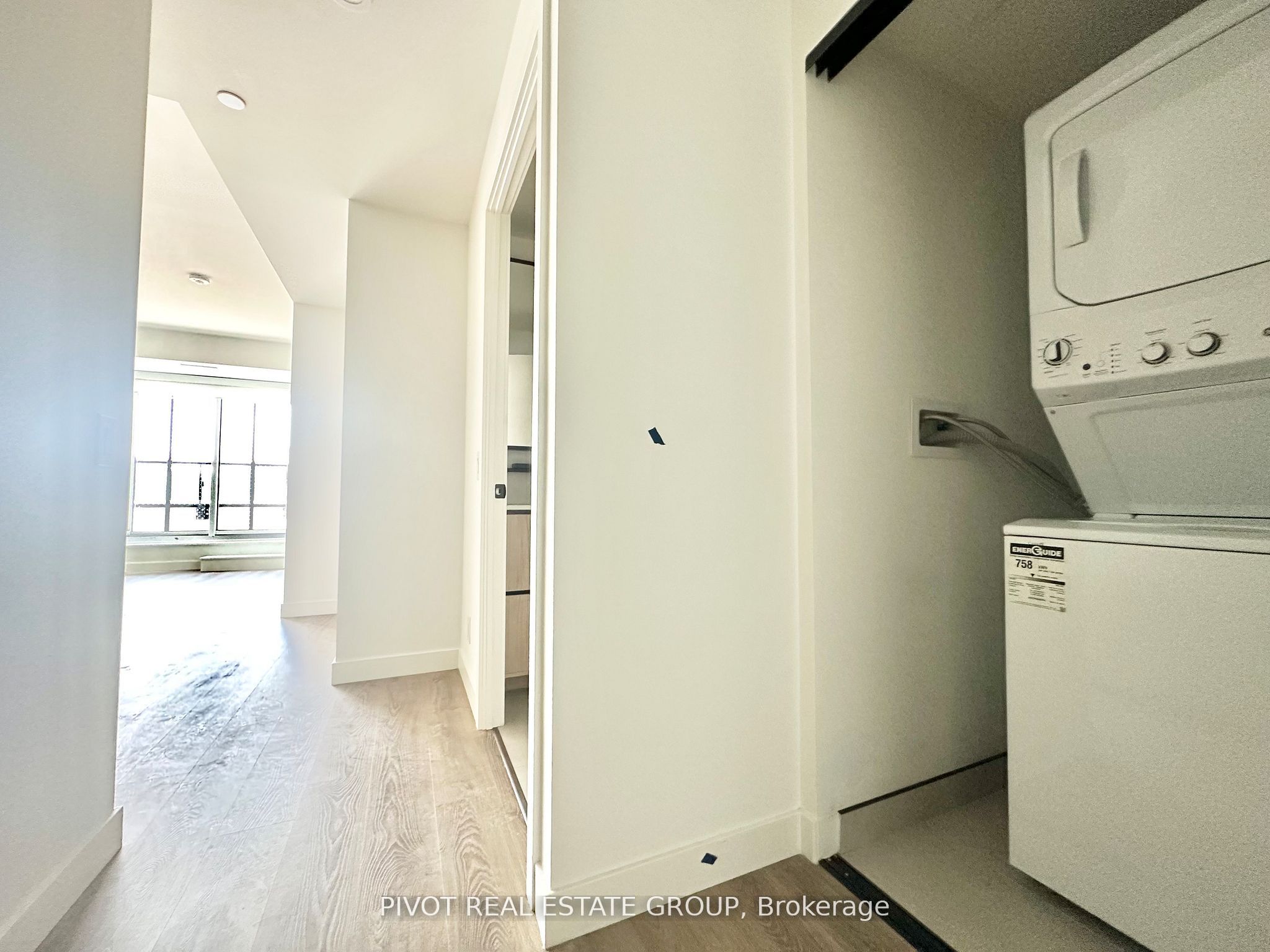 Unit 525 - 1050 Eastern Avenue, Toronto 5