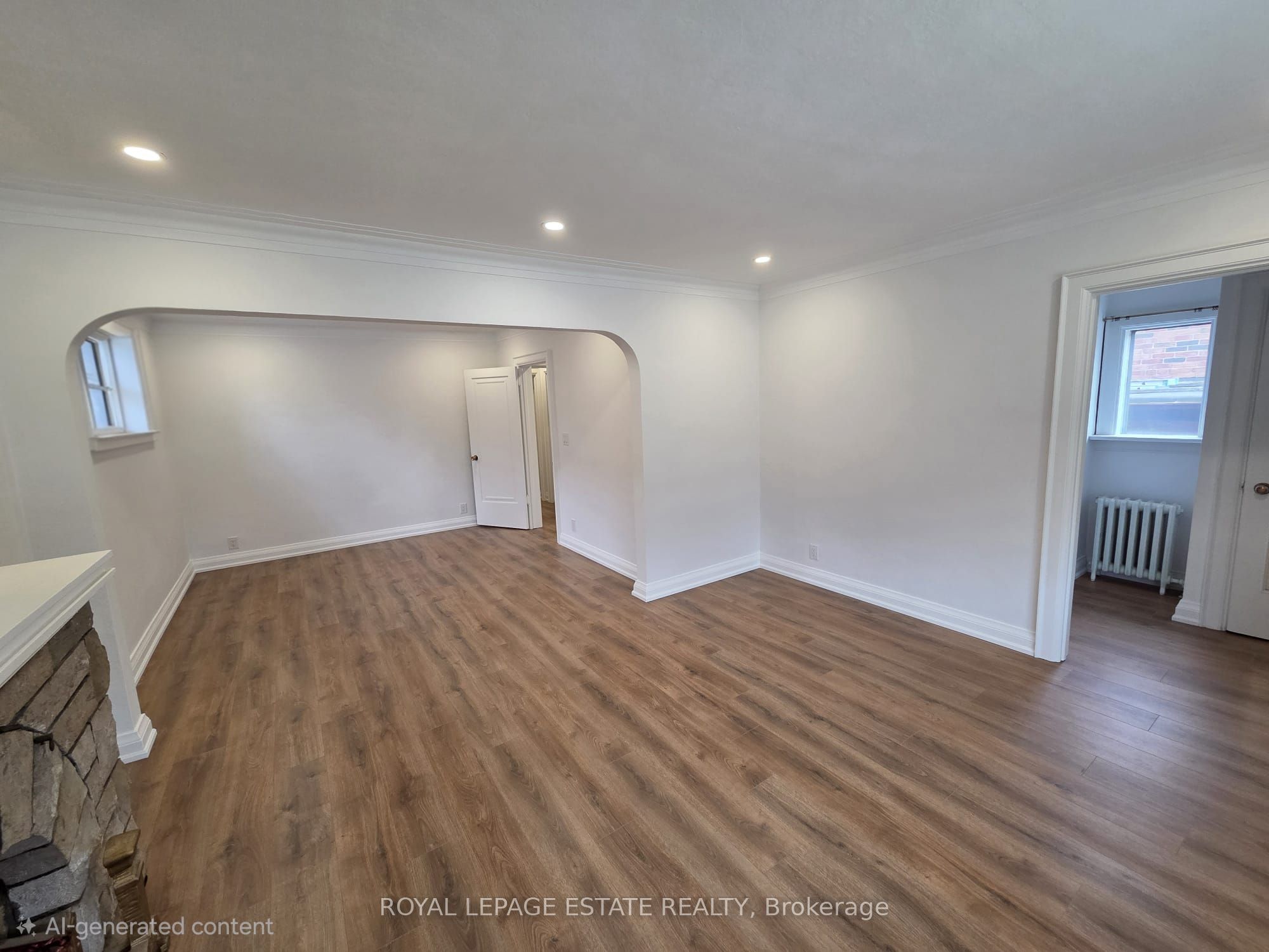 Unit Main - 839 Coxwell Avenue, Toronto 4