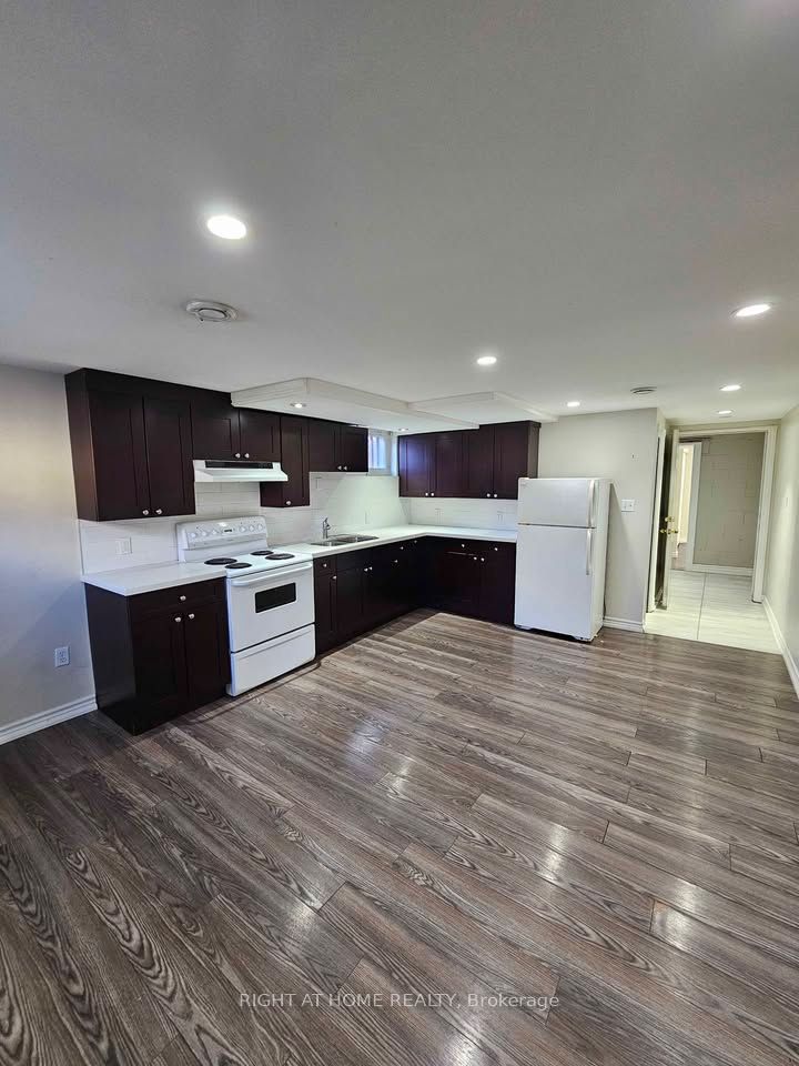 Unit Lower - 707 Hortop Street, Oshawa 4