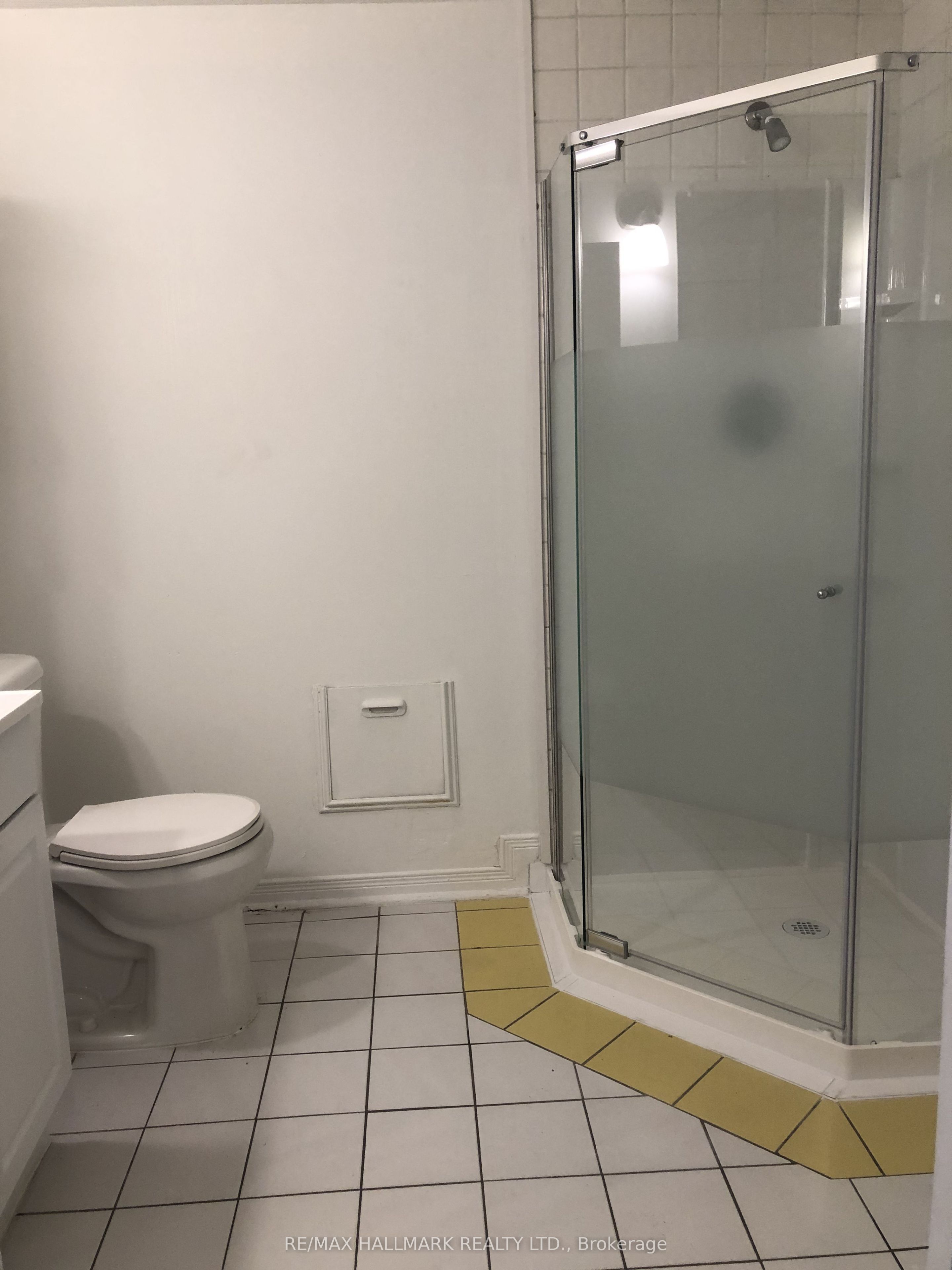 Unit Lower - 898 Rambleberry Avenue, Pickering 4