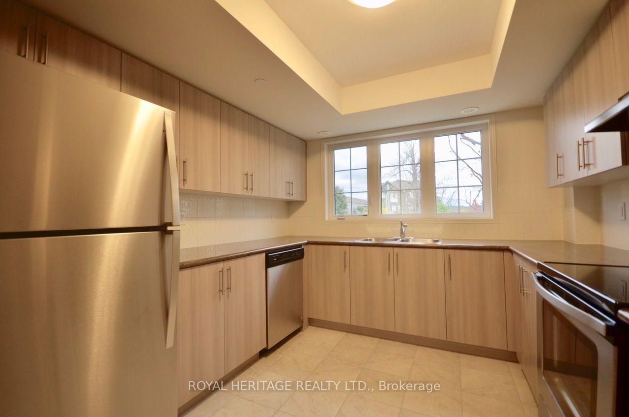 Unit 173 - 2556 Rosedrop Path, Oshawa 5