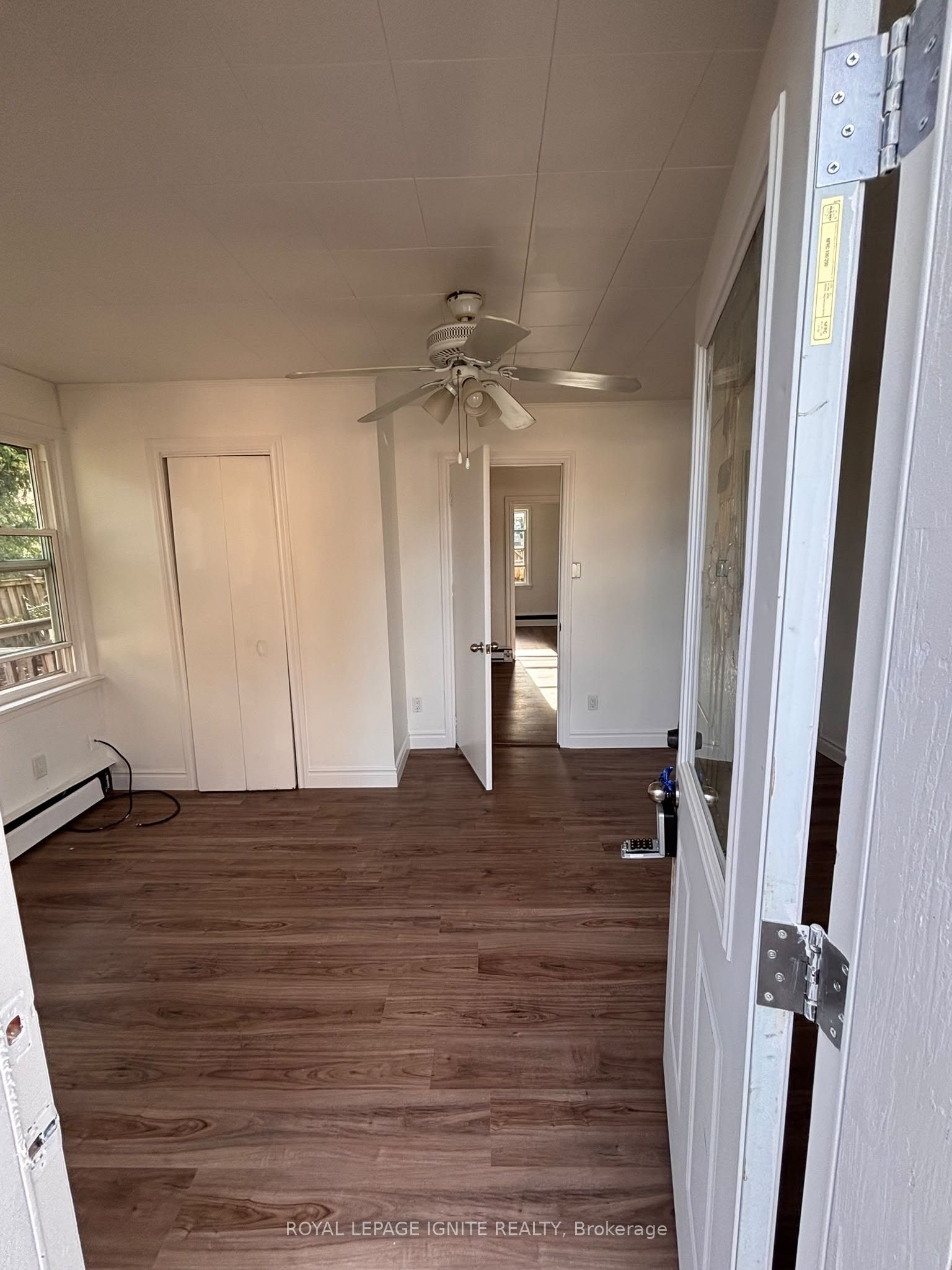 Unit 3 - 178 Park Road N, Oshawa 3