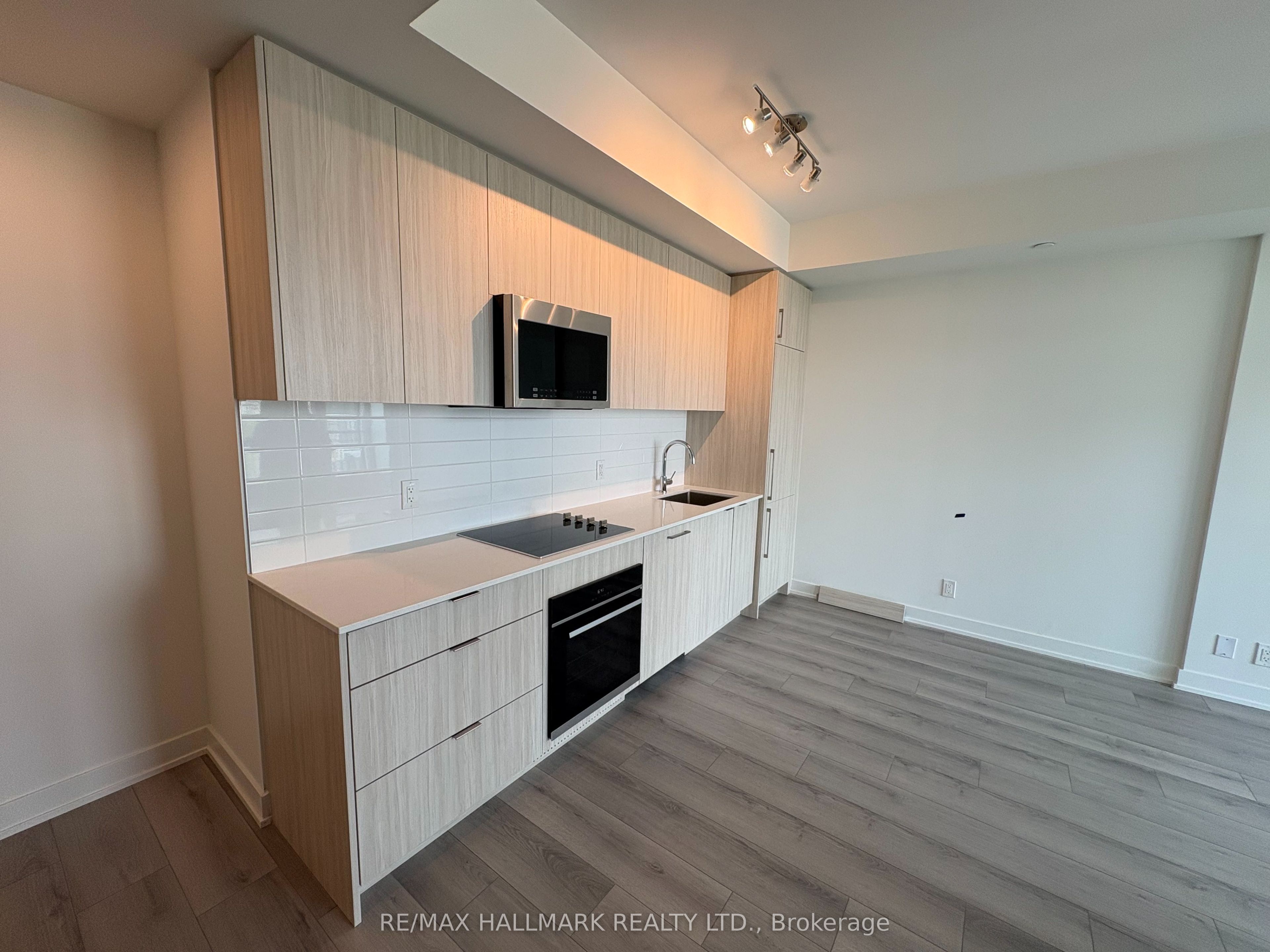 Unit 601 - 20 Deans Drive, Scarborough 5