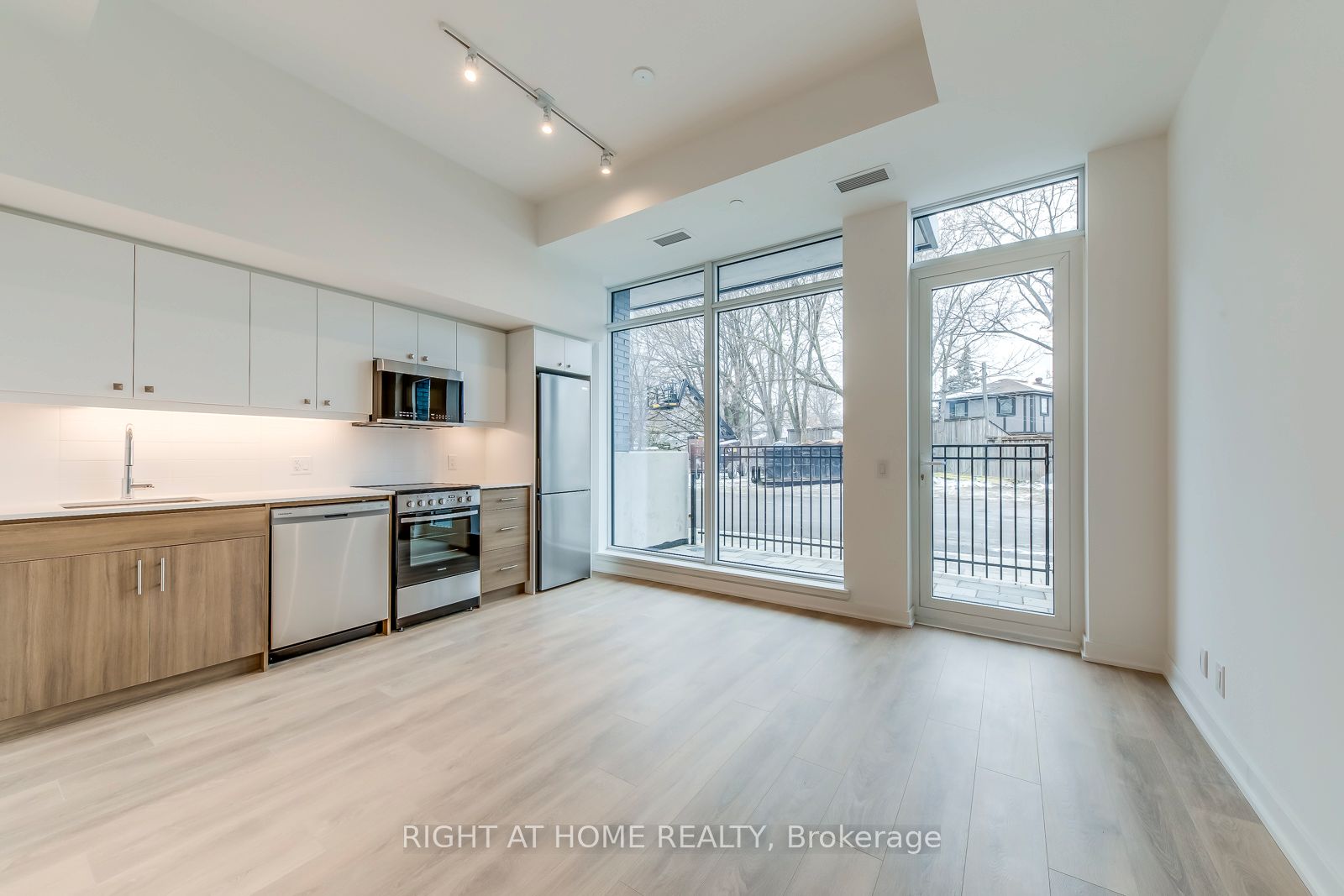 Unit 101 - 2 Manderley Drive, Scarborough 4