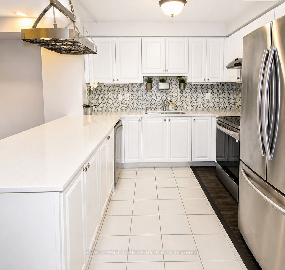 Unit Upper - 19 De Jong Street, Scarborough 3
