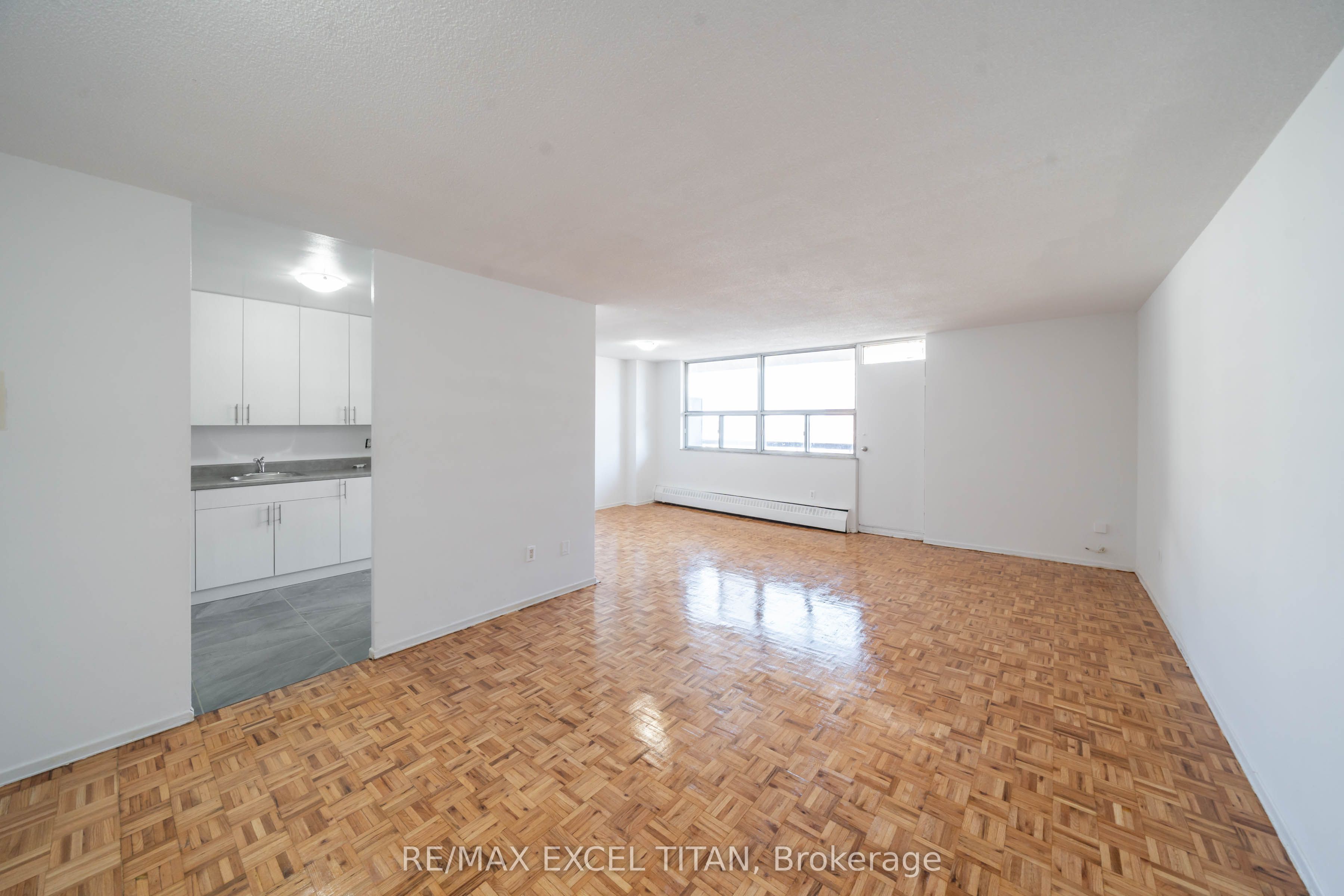 Unit 607 - 5 Glamorgan Avenue, Scarborough 5