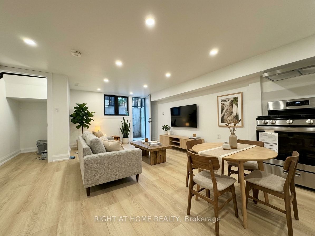 Unit 1 - 151 Gledhill Avenue, Toronto 2