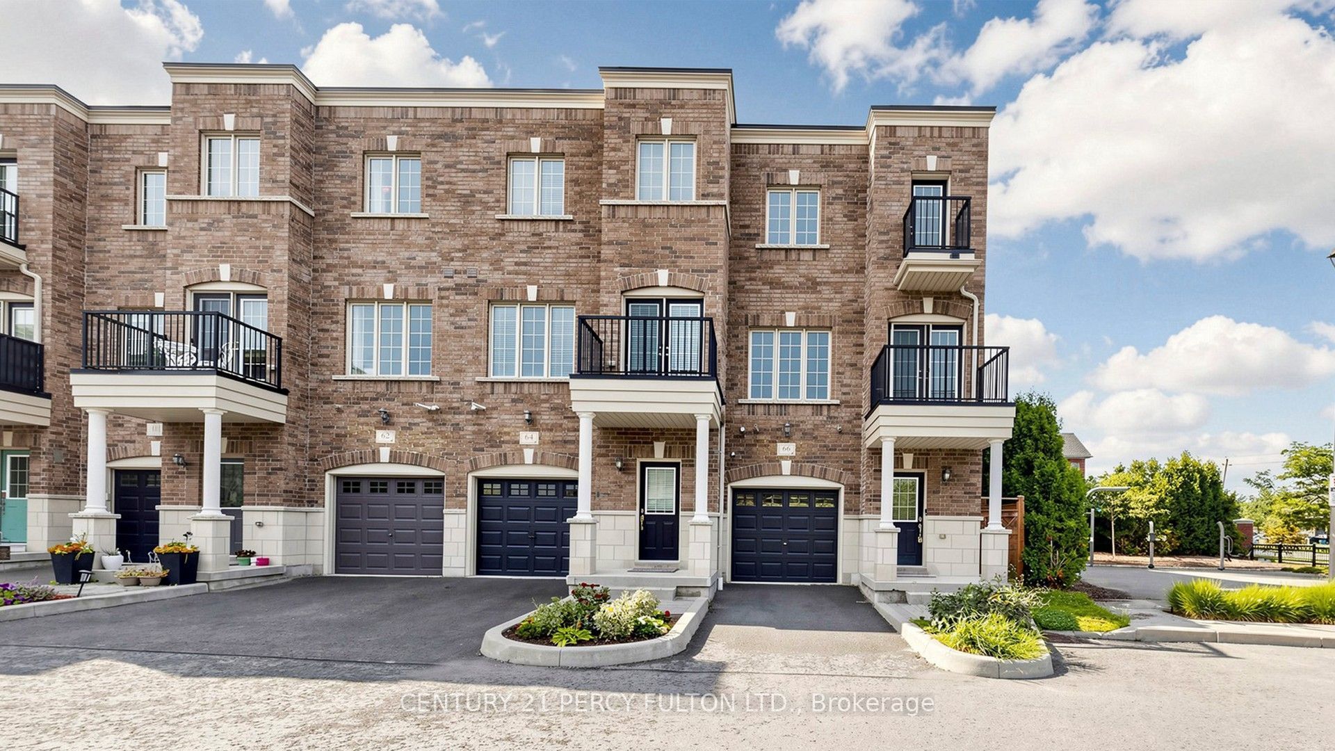 64 Ferris Square, Clarington 3