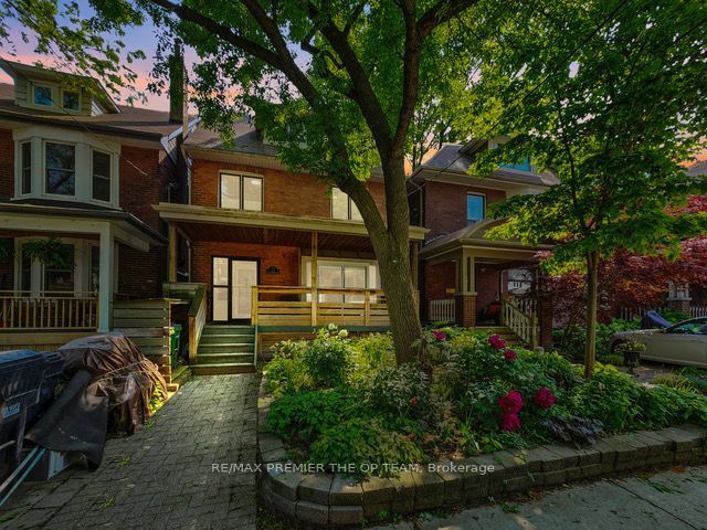 Unit 4 - 11 Columbine Avenue, Toronto 2
