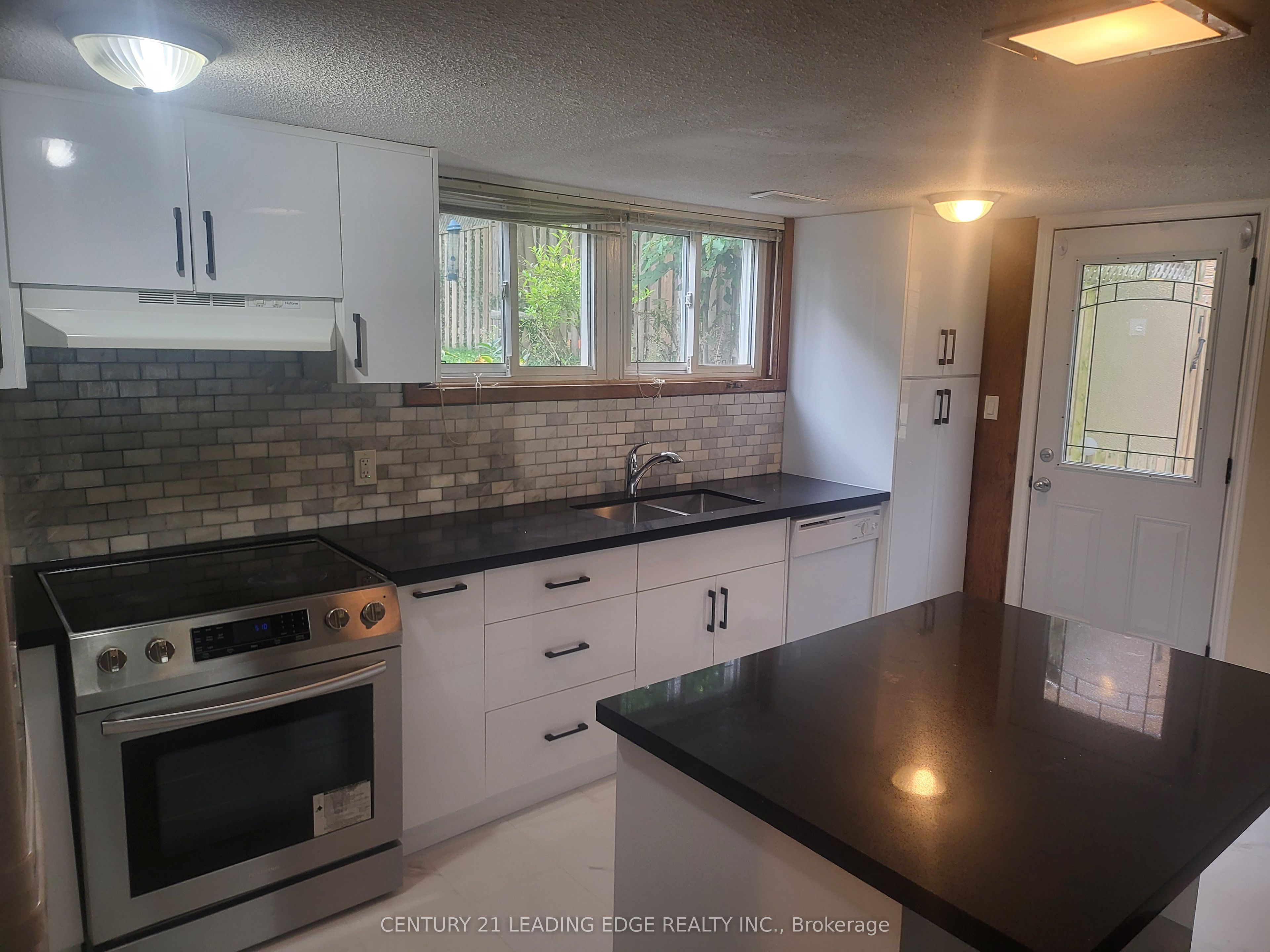 Unit Lower Level - 168 Meadowvale Road, Scarborough 3