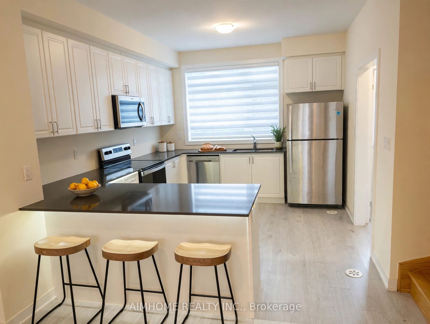 Unit 102 - 250 Finch Avenue, Pickering 5