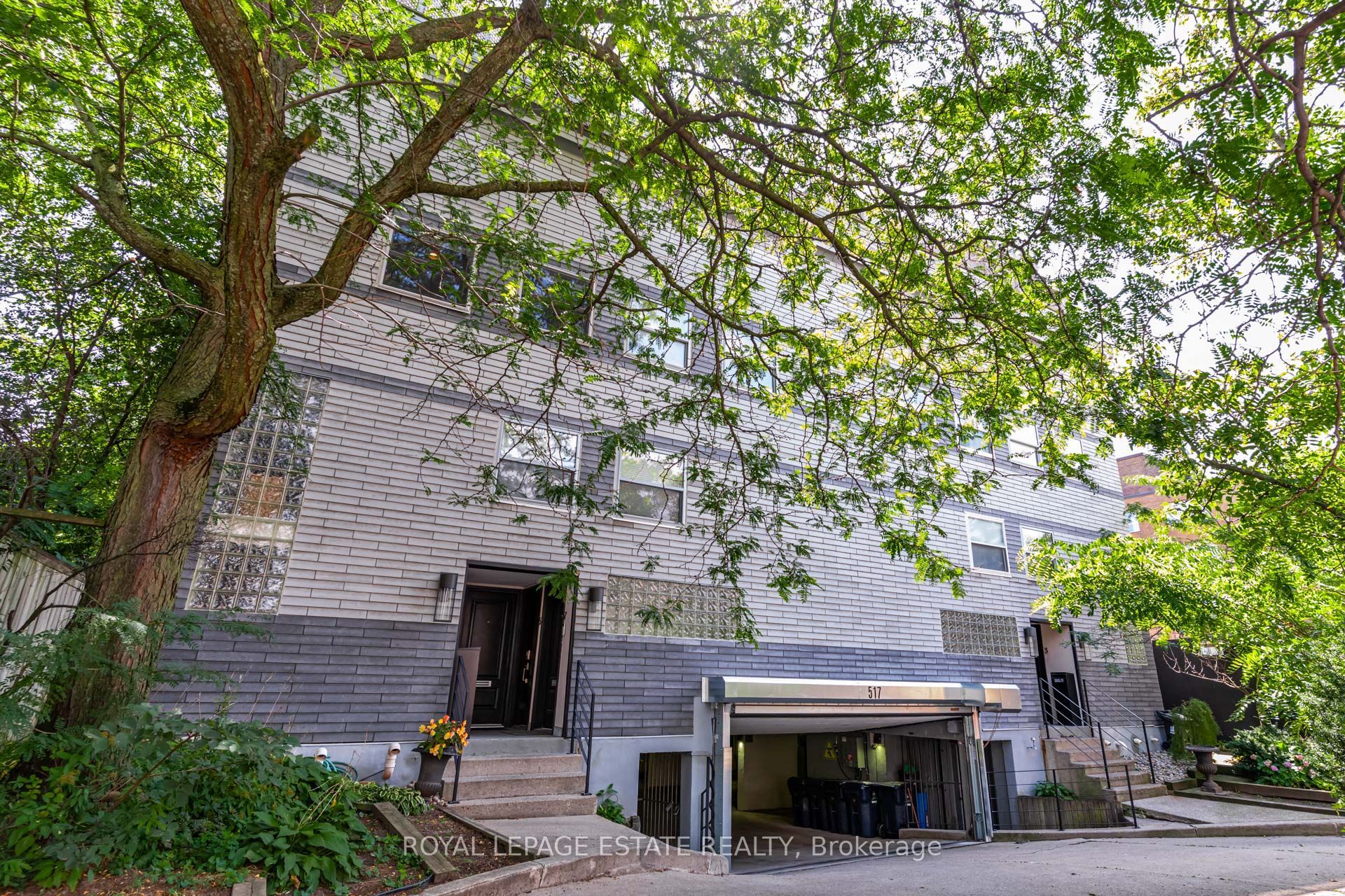 Unit 6 - 517 Kingston Road, Toronto 4