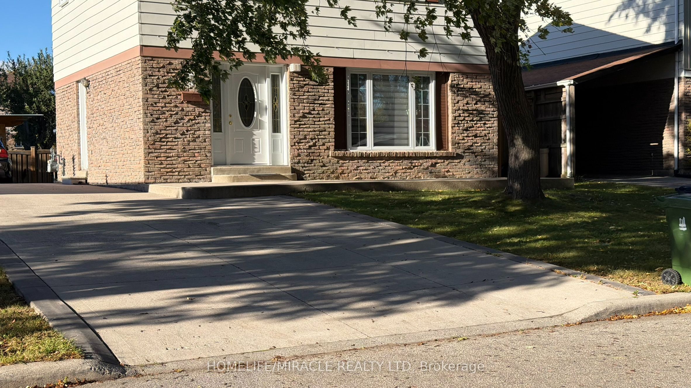 89 Dunsfold Drive, Scarborough 2