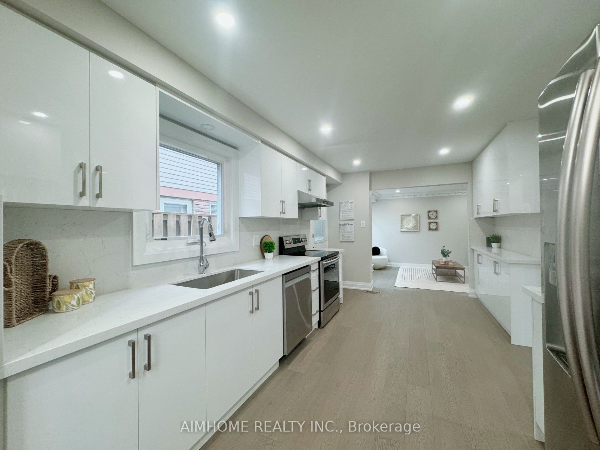 42 Seagrave Cres, Scarborough, Ontario M1W3H7 Sold History HouseSigma