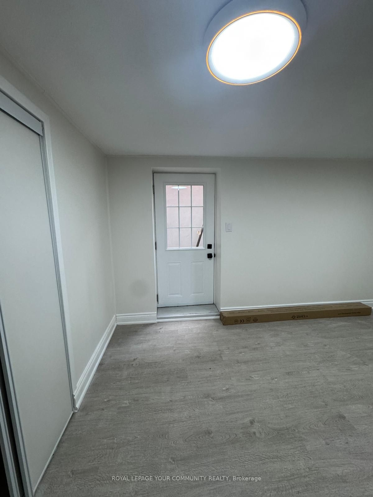 44 Royal Orchard Boulevard, Markham 5