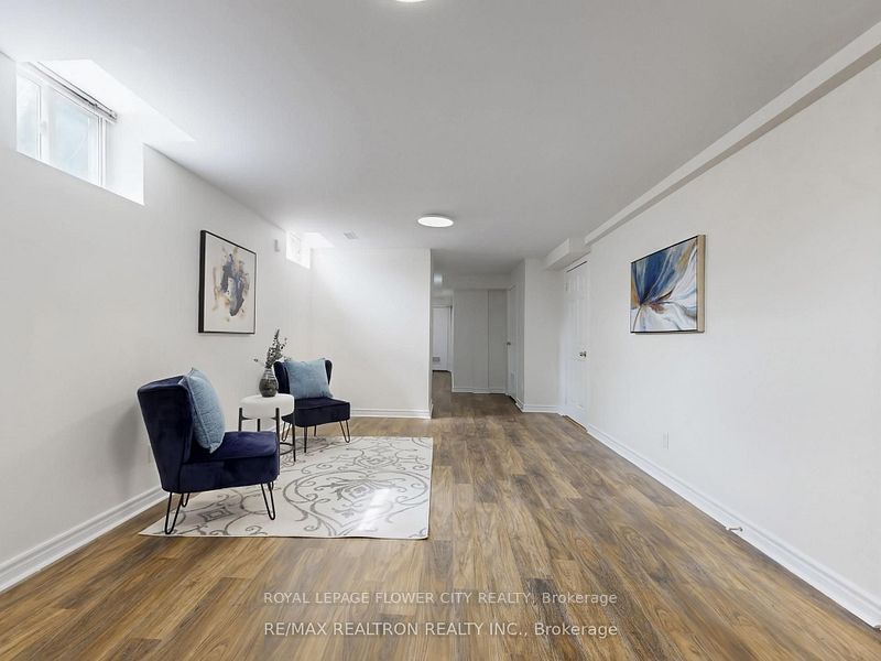 Unit Basement - 60 Colombo Crescent, Vaughan 2