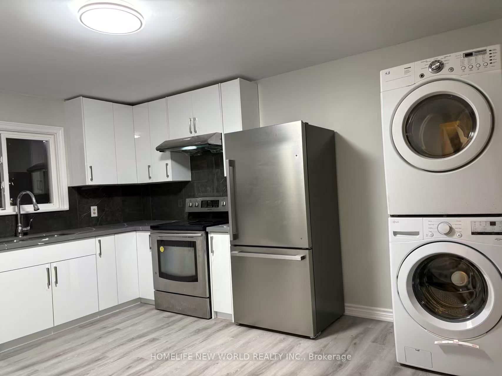 15395 Bayview Avenue, Aurora 5