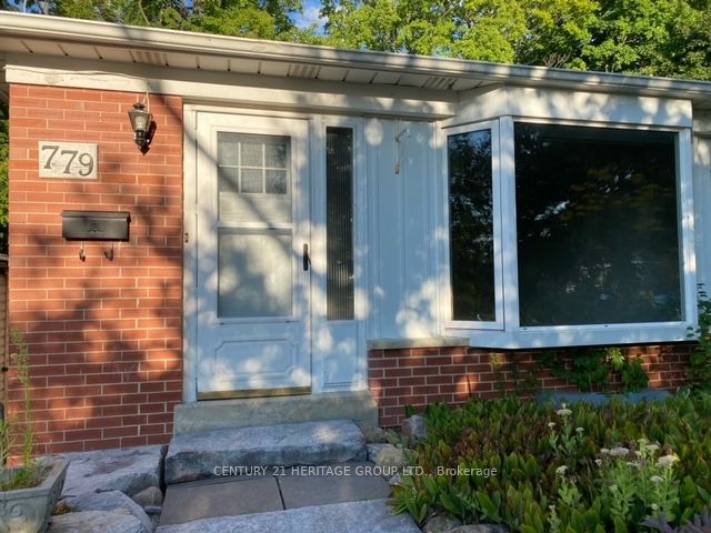 Unit Main - 779 Greenfield Crescent, Newmarket 2