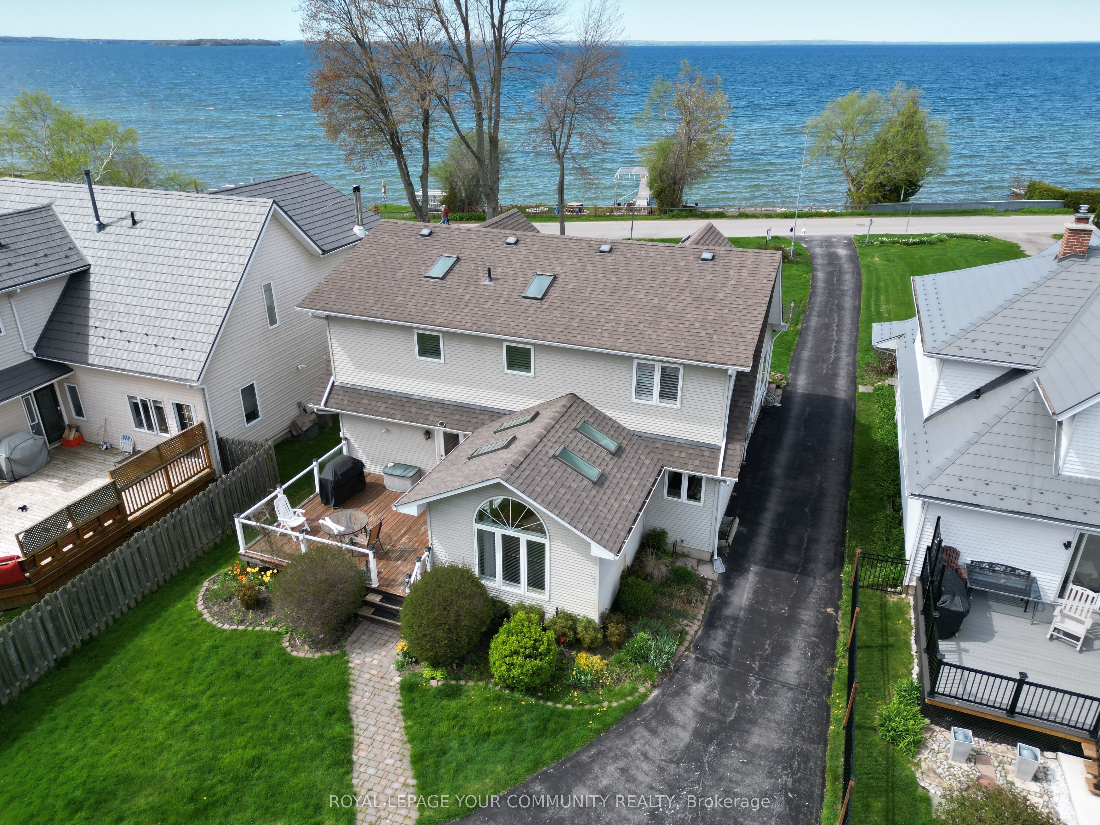 203 Lake Drive E, Georgina 4