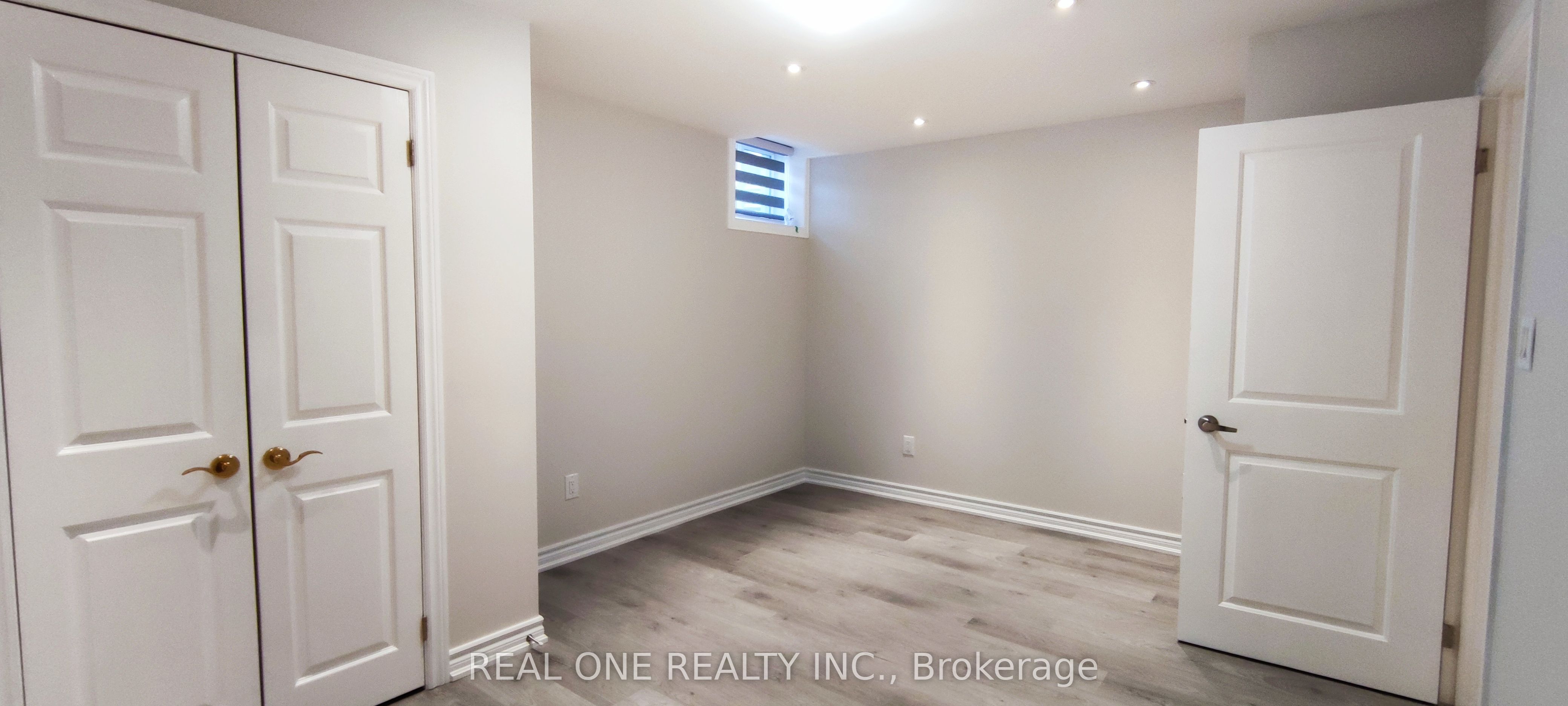 Unit Bsmt B - 22 Cloverridge Avenue, East Gwillimbury 4