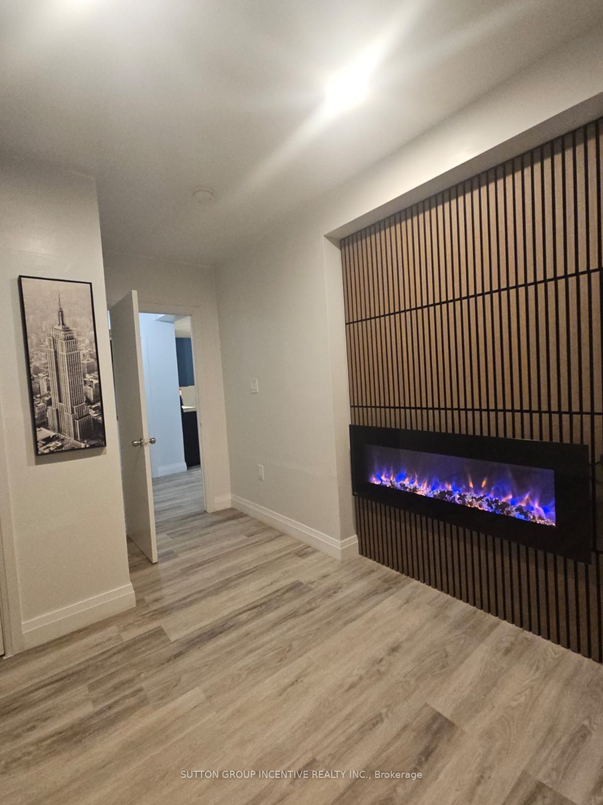 Unit UNIT 2 - 2091 25th Side Road, Innisfil 4