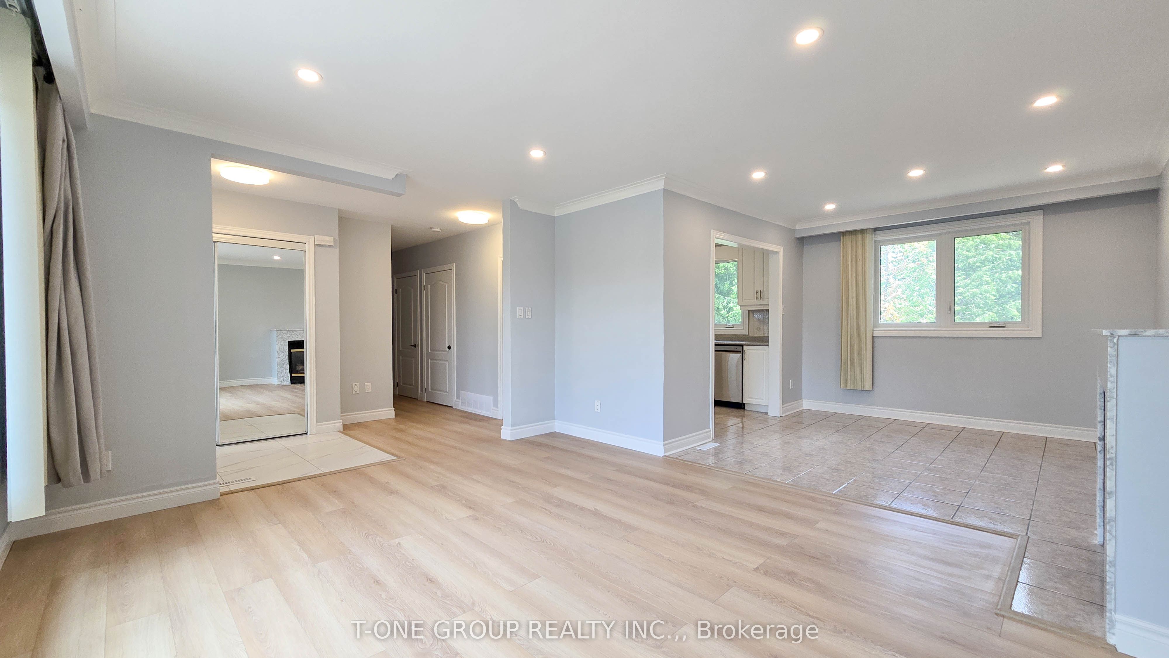 Unit MAIN - 452 LYNETT Crescent, Richmond Hill 2