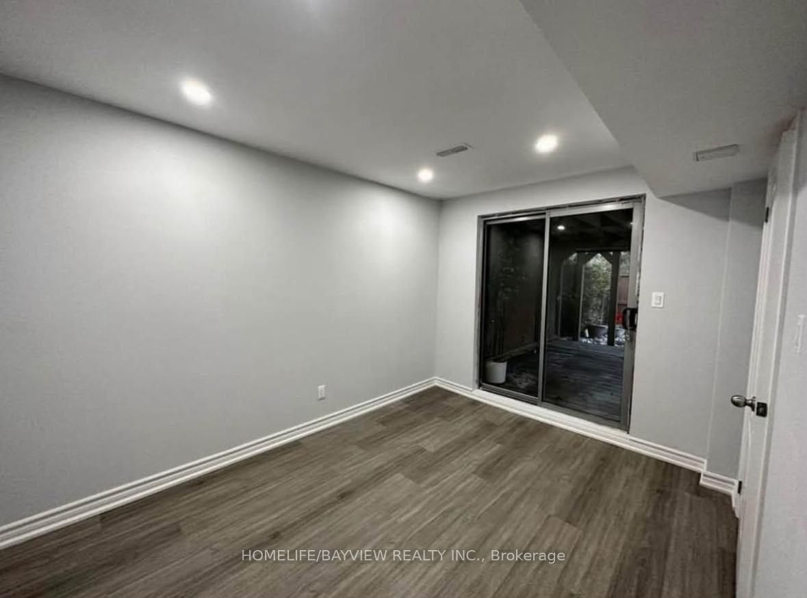Unit Bsmnt - 613 Osler Court, Newmarket 5