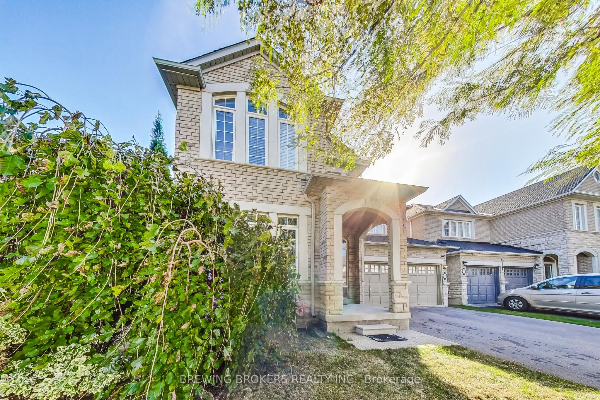 Unit BSMT - 64 Brass Drive, Richmond Hill 2