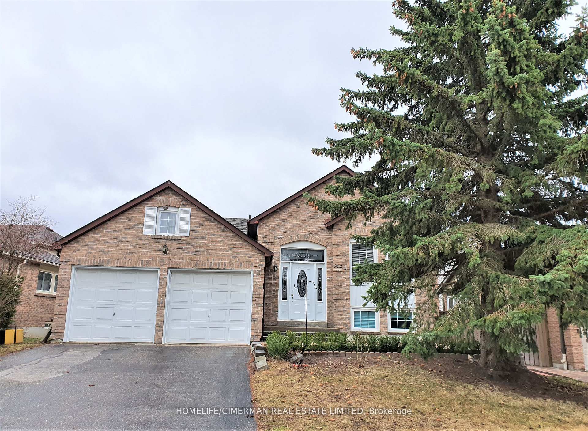 Unit UPPER - 312 Harewood Boulevard, Newmarket 1