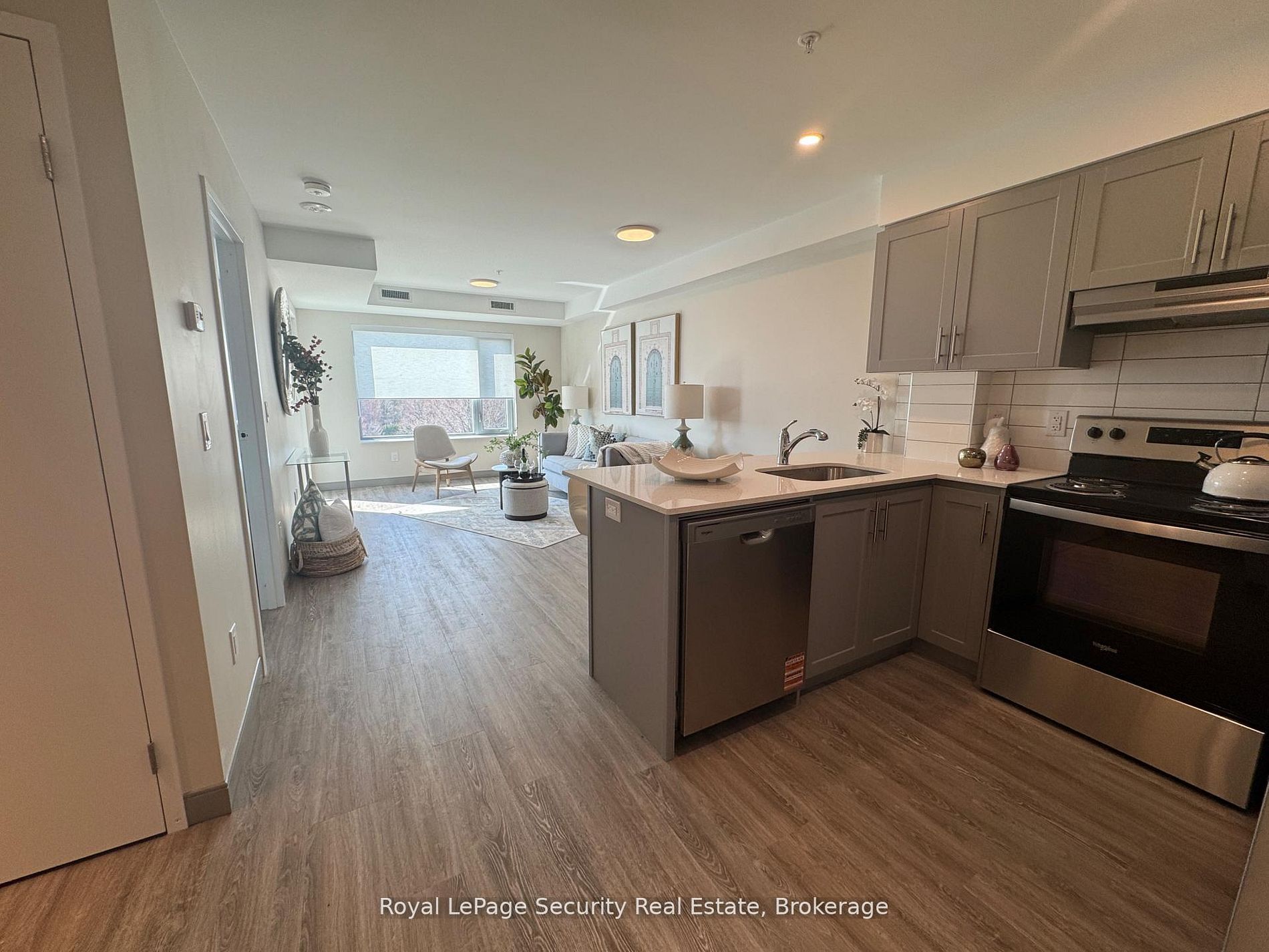 Unit 307 - 1015 Innisfil Beach Road, Innisfil 5