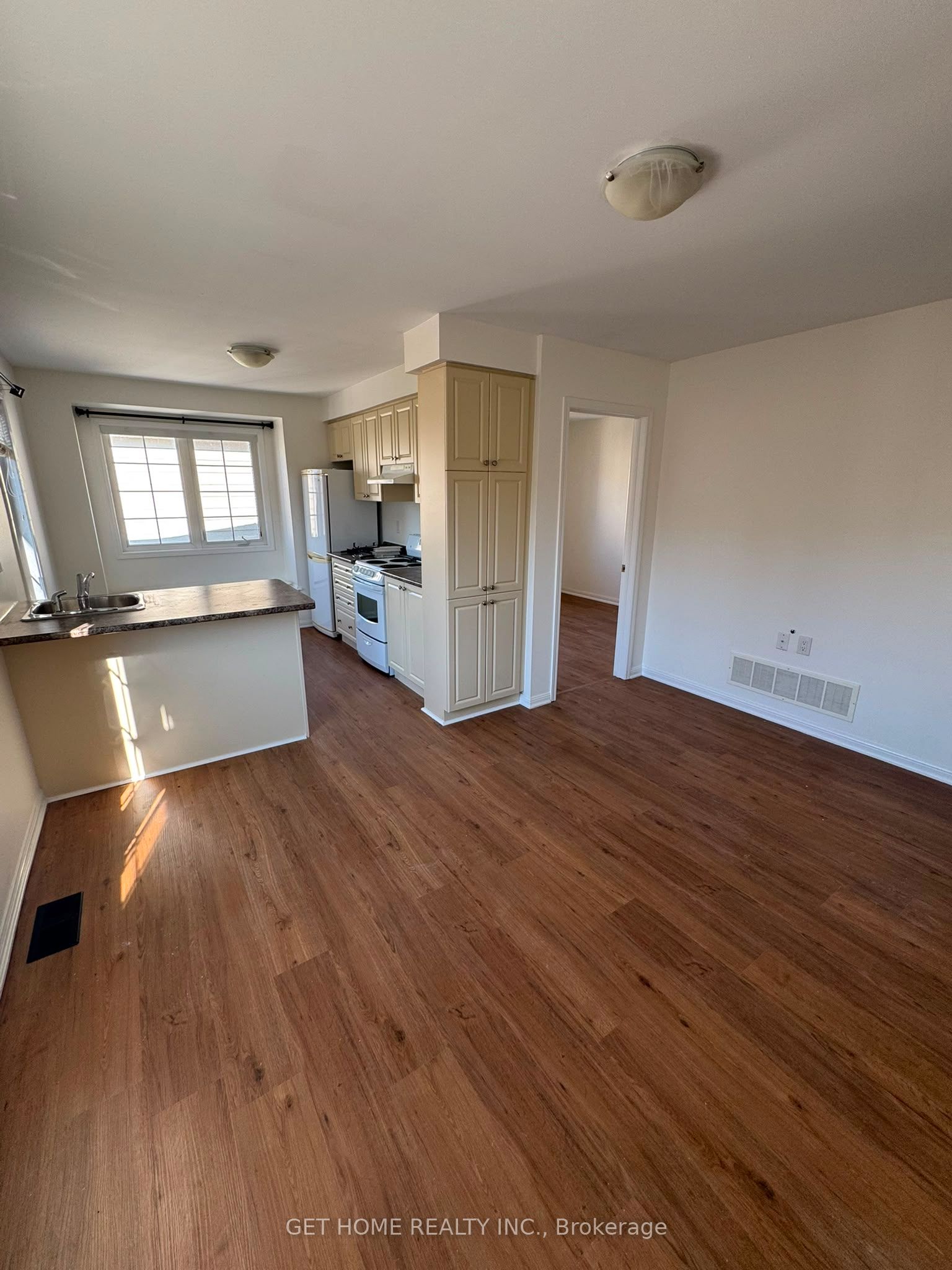 Unit Coach house - 5 Raven Cross Avenue, Markham 4