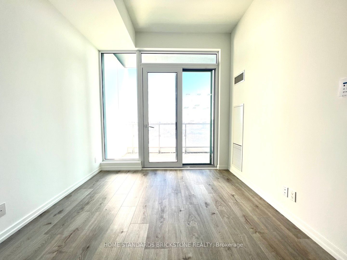 Unit 1706 - 1000 Portage Parkway, Vaughan 5