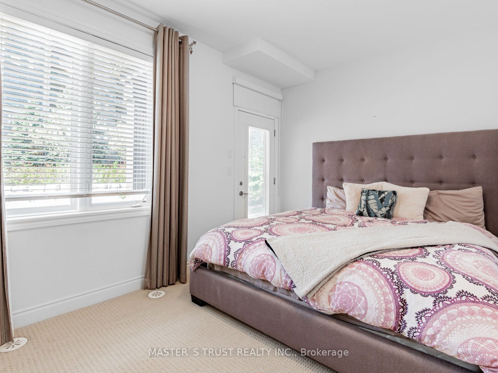 Unit 27 - 271 South Park Road, Markham 2